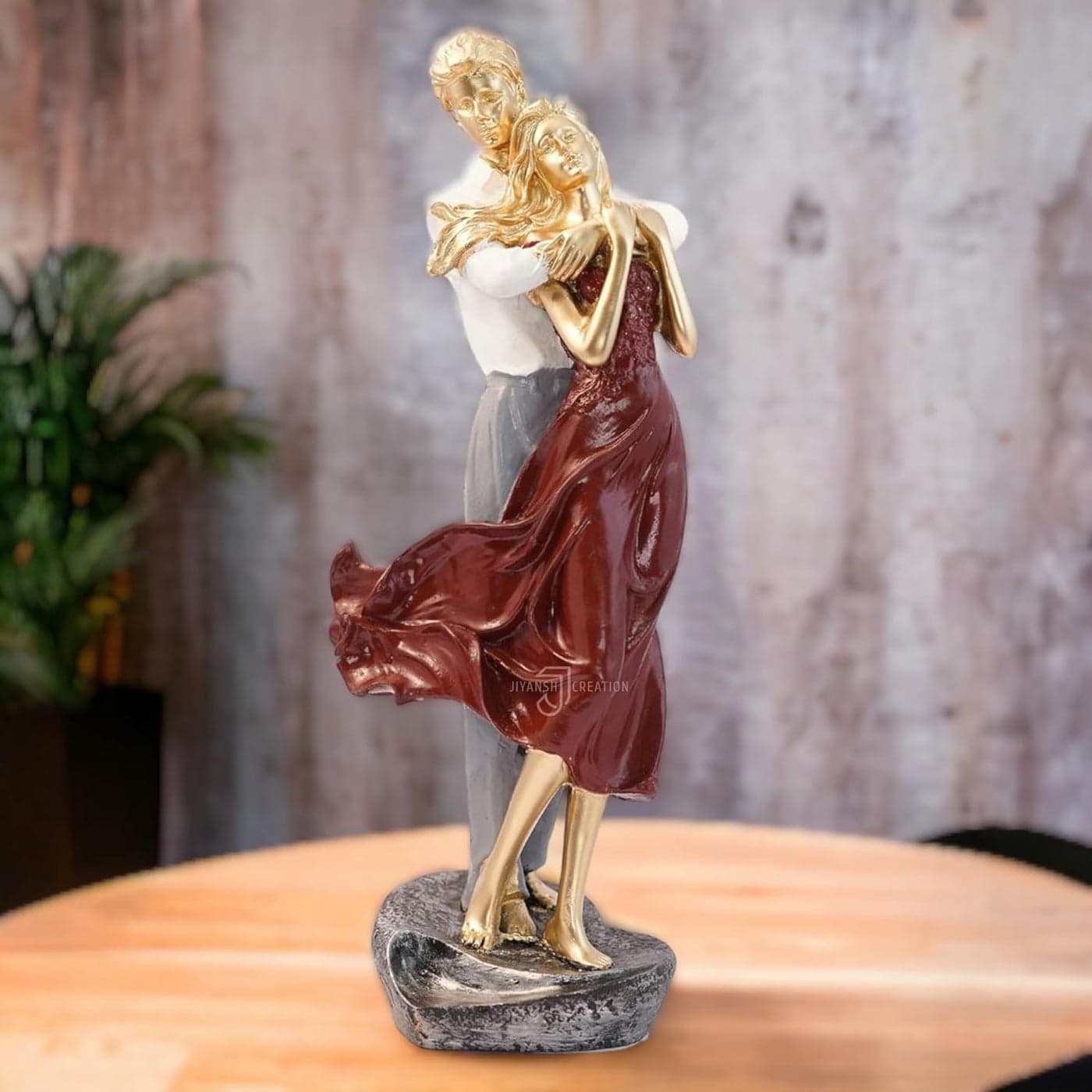 Jiyansh Creation Romantic Love Couple Idol Showpiece Couple Showpiece for Valentine Day Gift Best Gift for Loved one Polyester Size 9x14x40Cm