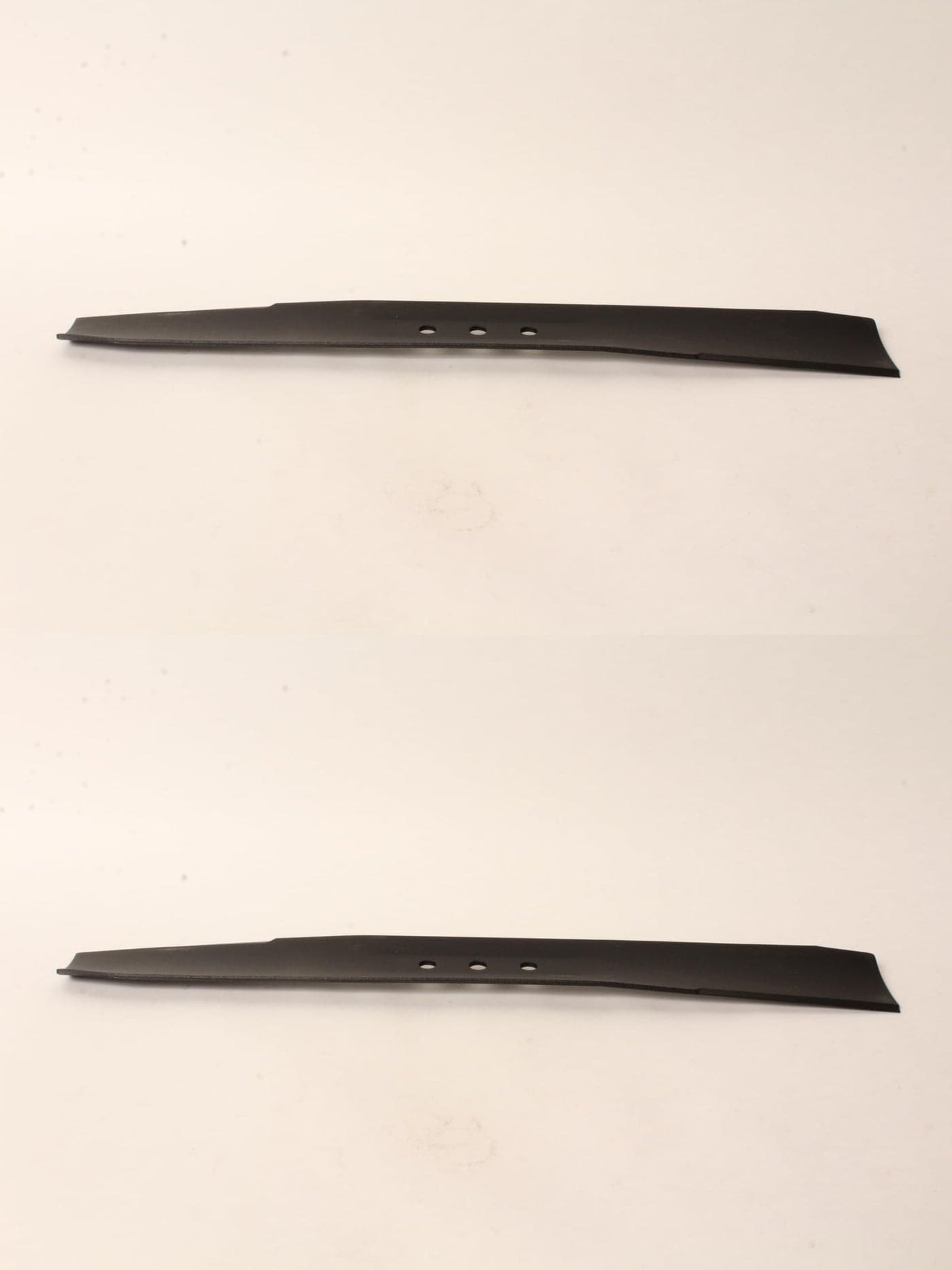 Toro Genuine OEM 2-Pack of Blades 133-8183-03 for 21" Super Recycler Lawn Mower Replaces 108-3762-03 22275 22275T 22282 22282T 21566 21566T 21568 21568T (2)