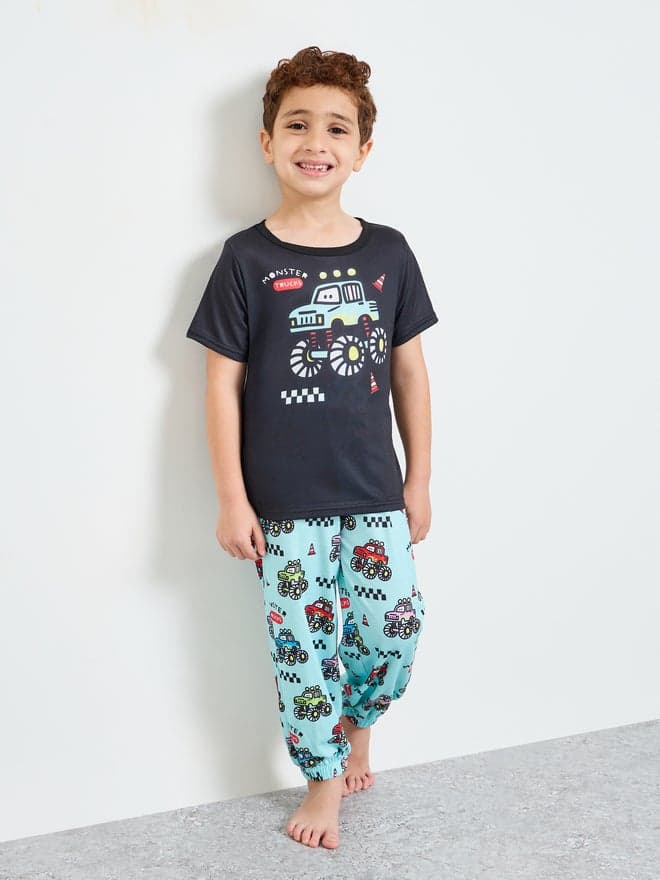 Styli Boys Graphic Print T-Shirt and Cuffed Pyjama Set