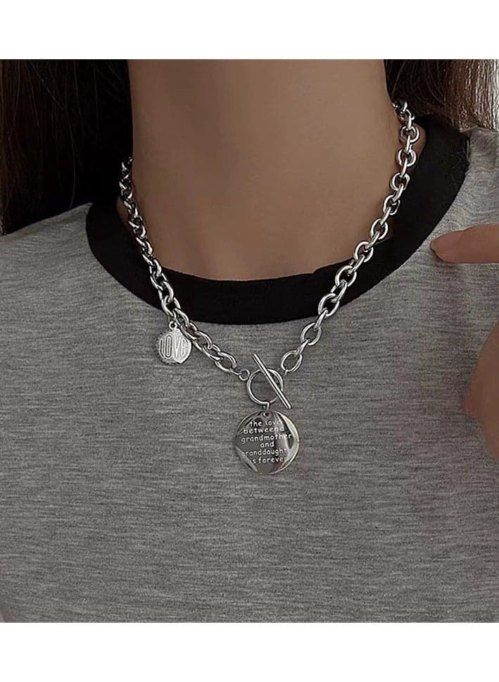 European American Style Hip-Hop Letter Round Pendant Necklace – Titanium Steel Trendy Chain Collarbone Jewelry