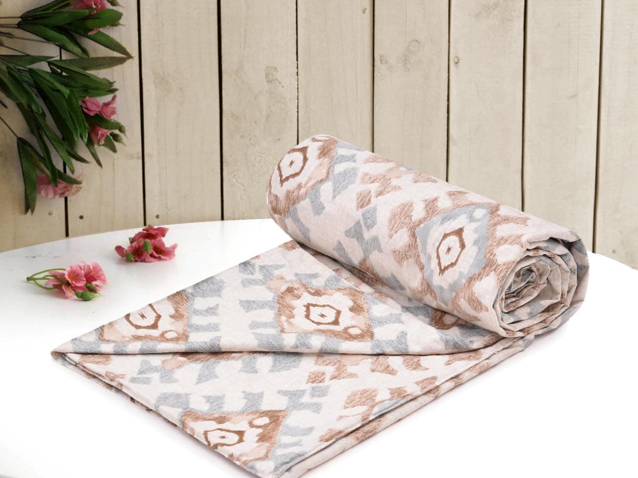 RRC Super Soft Microfiber Cotton Double Duvet/Comforter/Rajai/Blanket/Quilt Cover King Size 90X 100(Inches) with Zipper and Four Corner Ties