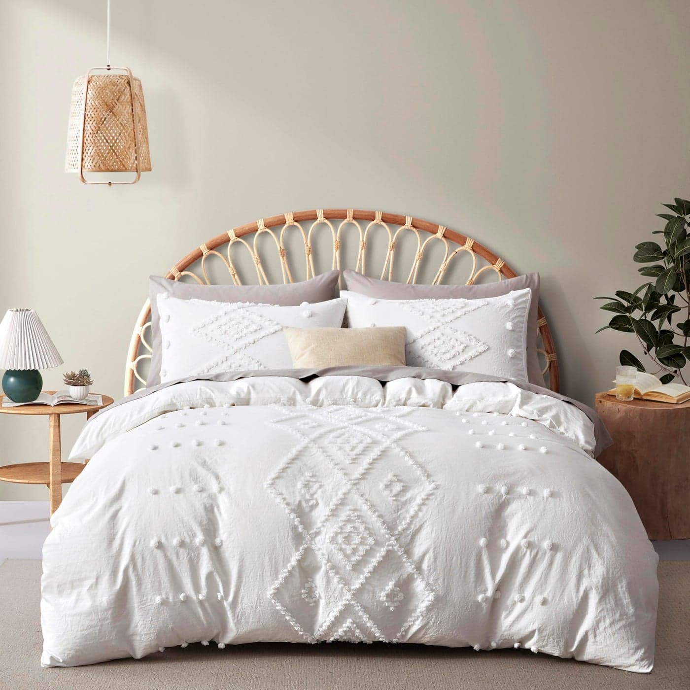 Oli Anderson Tufted Duvet Cover Queen Size Soft and Lightweight Duvet Covers Set for All Seasons 3 Pieces Boho Embroidery Shabby Chic Bedding Set White Queen 90 x 90