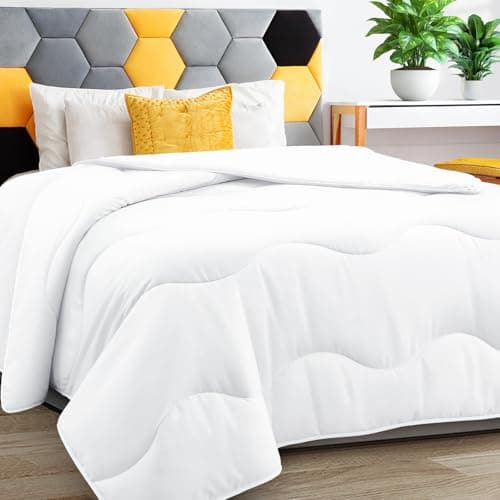 MEELUS Lightweight Comforter Cooling White, All Season Duvet Insert Breathable California King Summer Bedding, Soft Microfiber Cool Down Alternative Quilt with Corner Tabs, 104 * 96 inch