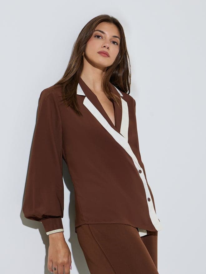 Styli Brown Contrast Lapel Neck Wrap Top — L