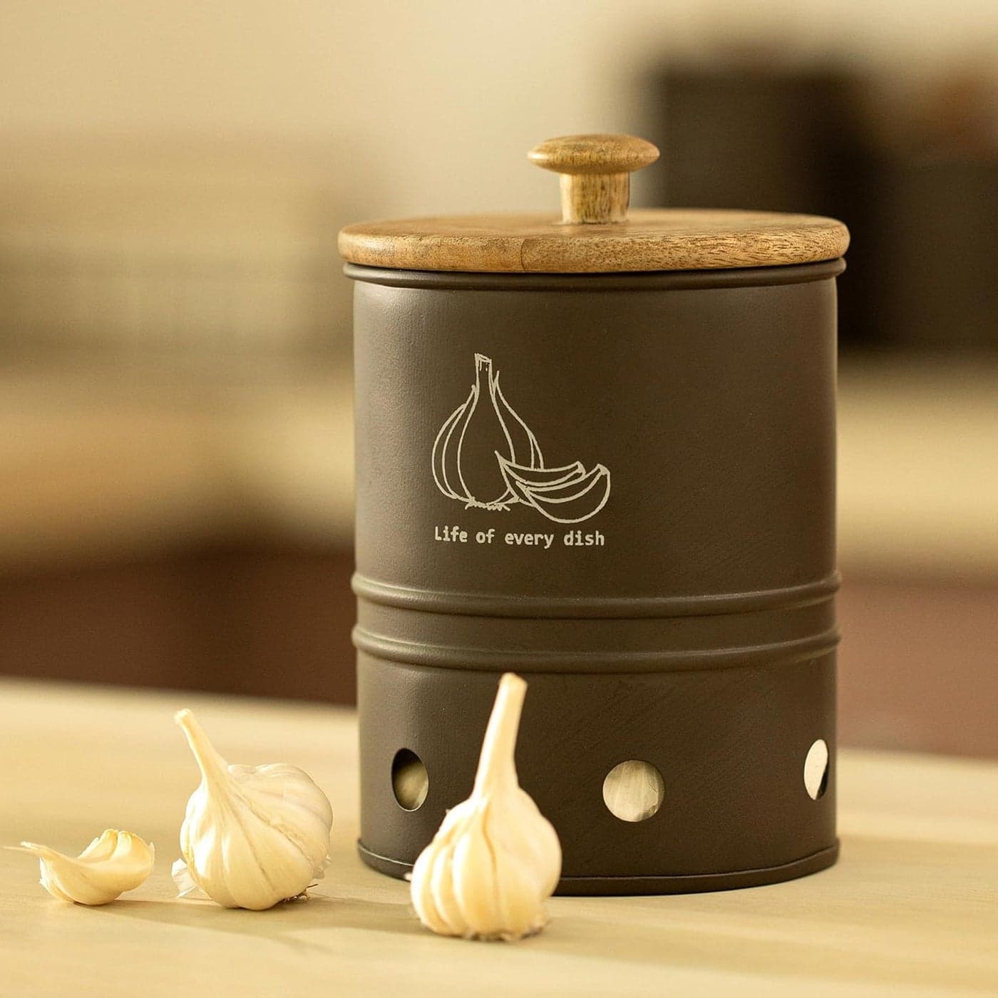 Ellementry Charcoal Brown Garlic Storage Bin with Wooden Lid Metal Vegetable Storage Container with Wooden Lid Airtight Kitchen Organizer for Potatoes Onions Garlic Rustic Farmhouse Pantry Bin
