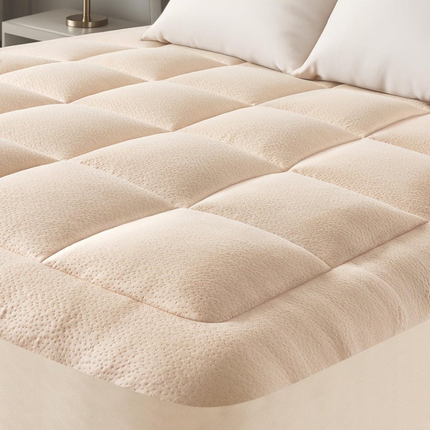 Ultra Soft Full Size Mattress Topper Viscose Made from Bamboo Pillow Top Mattress Pad for Back Pain Relief Naturally Cooling for Hot Sleepers Beige