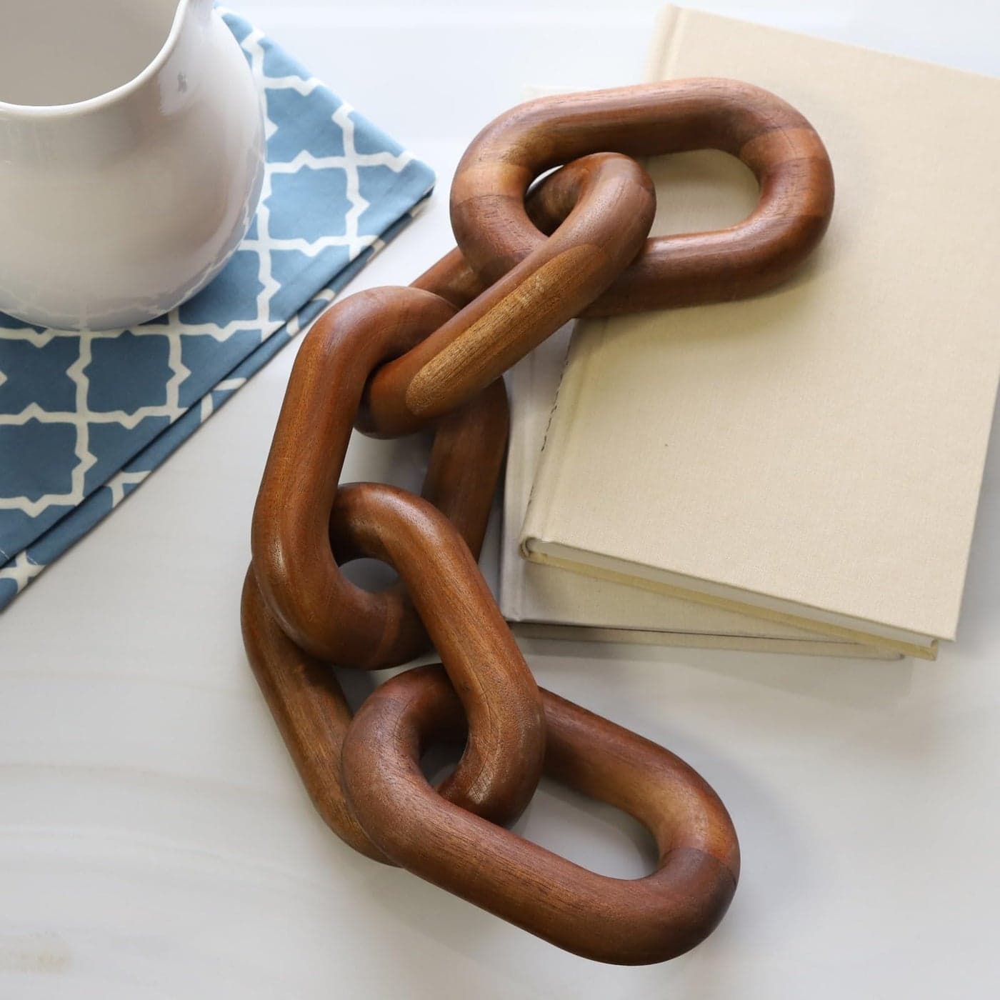Acacia Wood Chain Link Decor Brown with Subtle Red Undertone Decorative Chain Links for Coffee Table Book Shelves Racks Modern Rustic Home Decor Gift Ideas for Housewarming Wedding