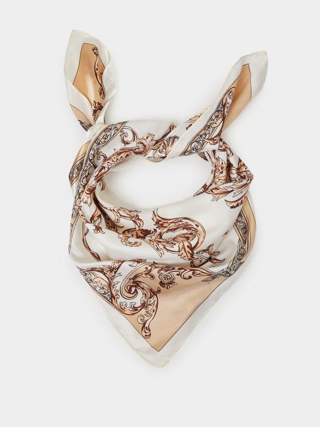 Styli White Baroque Print Bandana