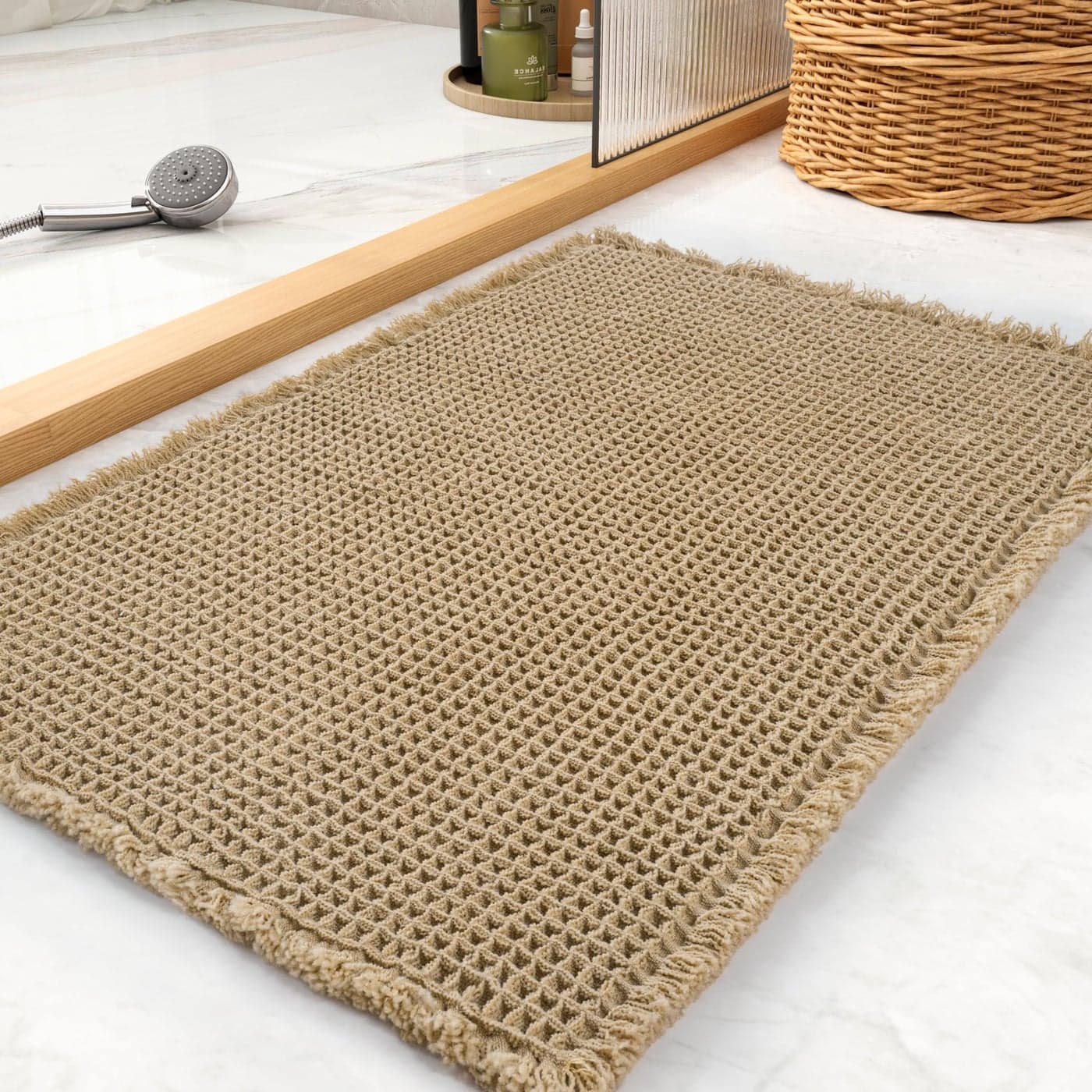 tchdio Waffle Bath Mat Rug Super Absorbent Non Slip Bath Mats for Bathroom Mat Ultra Soft Bathmat Machine Washable Bathroom Rugs with Tassels Bath Rugs Beside Tub 24 x 36