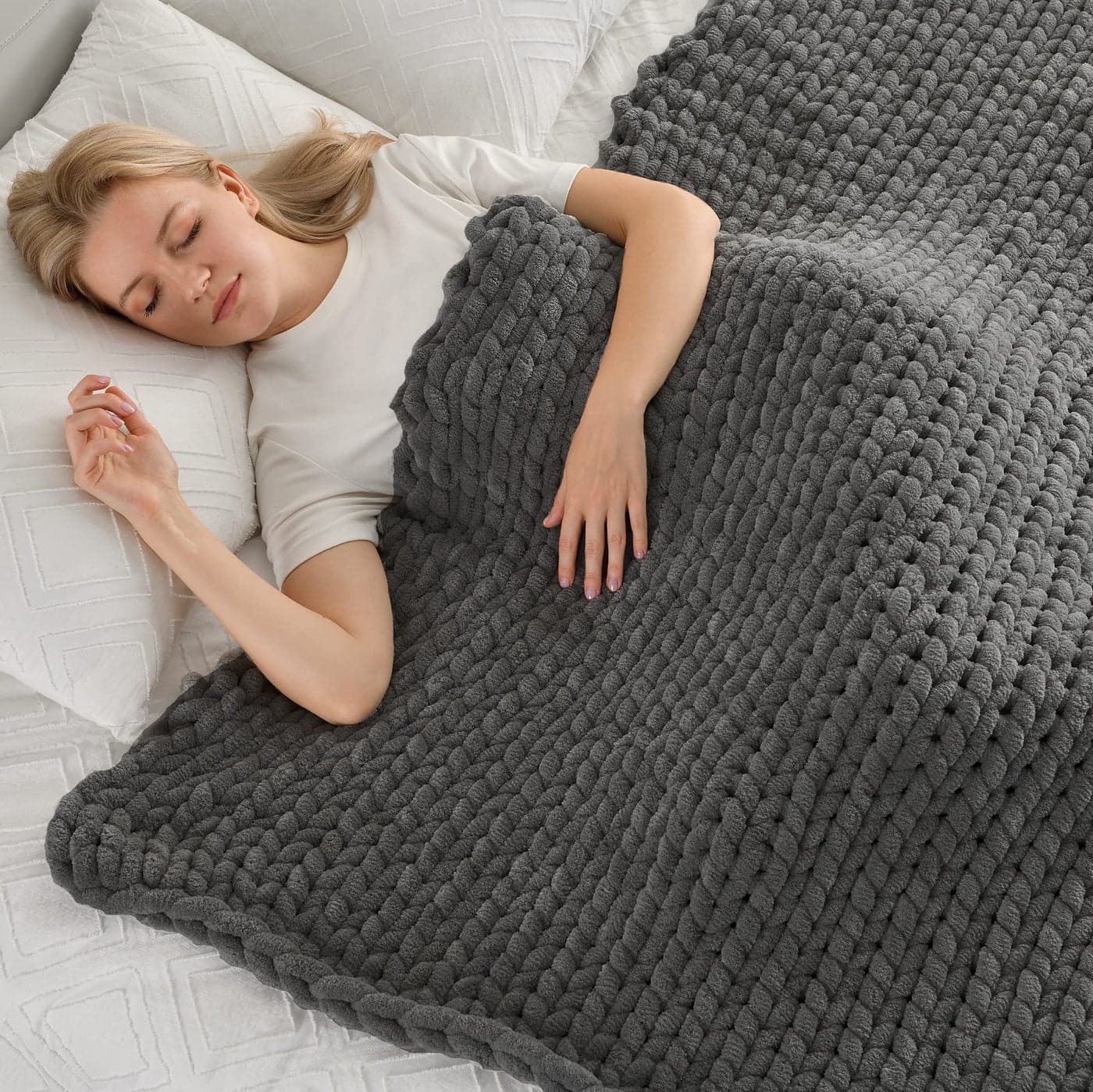 Maetoow Tighter Version Chenille Chunky Knit Blanket Throw 4050 Inch Handmade Warm Cozy Blanket Couch Bed Home Decor Soft Fleece Banket Boho Thick Blankets and Giant Yarn ThrowsDark Grey
