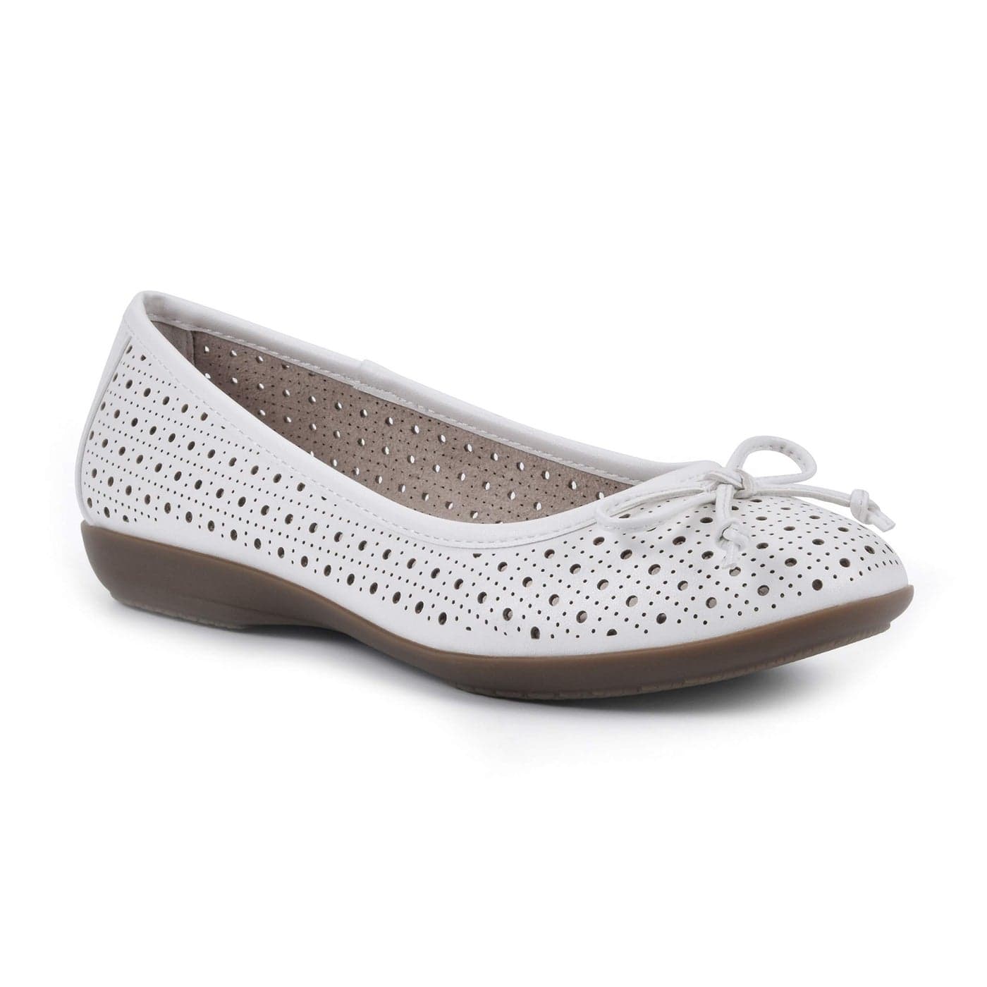 CLIFFS BY WHITE MOUNTAIN Cheryl Womens Ballet Flat WhiteBurnishedSmooth 9 M