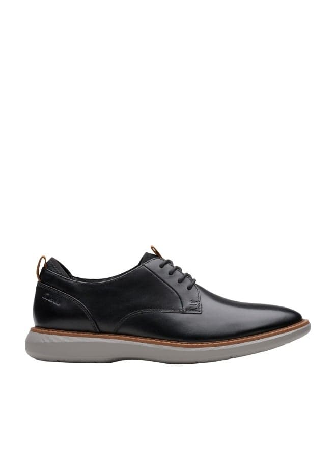 Clarks Men's Brantin Plain Oxford, Black Leather, 9 M US