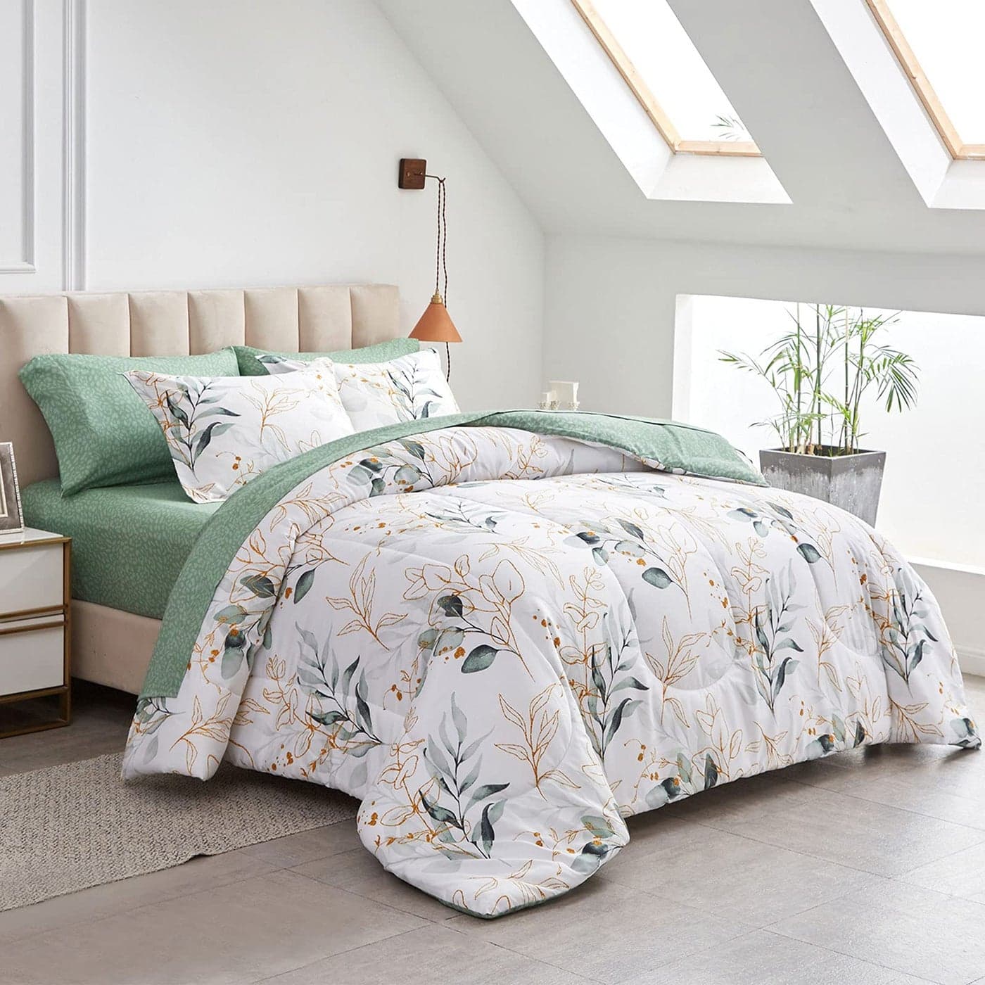 Joyreap 7 Piece Bed in a Bag King Green Leaves Printed on White Botanical Design Microfiber Comforter Set for All Season 1 Comforter 2 Pillow Shams 1 Flat Sheet 1 Fitted Sheet 2 Pillowcases