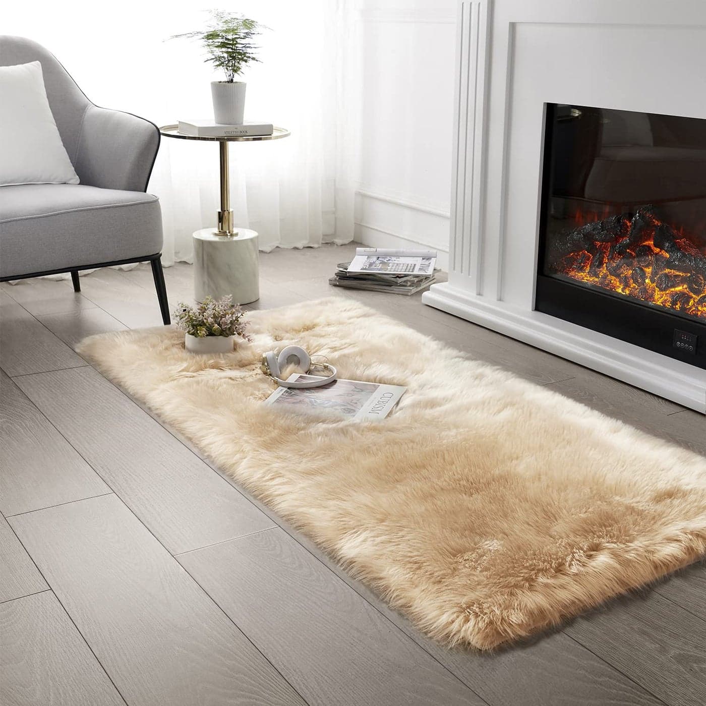 SERISSA Soft Fluffy Rug Beige Faux Sheepskin Fur Rug Shaggy Area Rug for Bedroom Floor Living Room 3x5 Feet