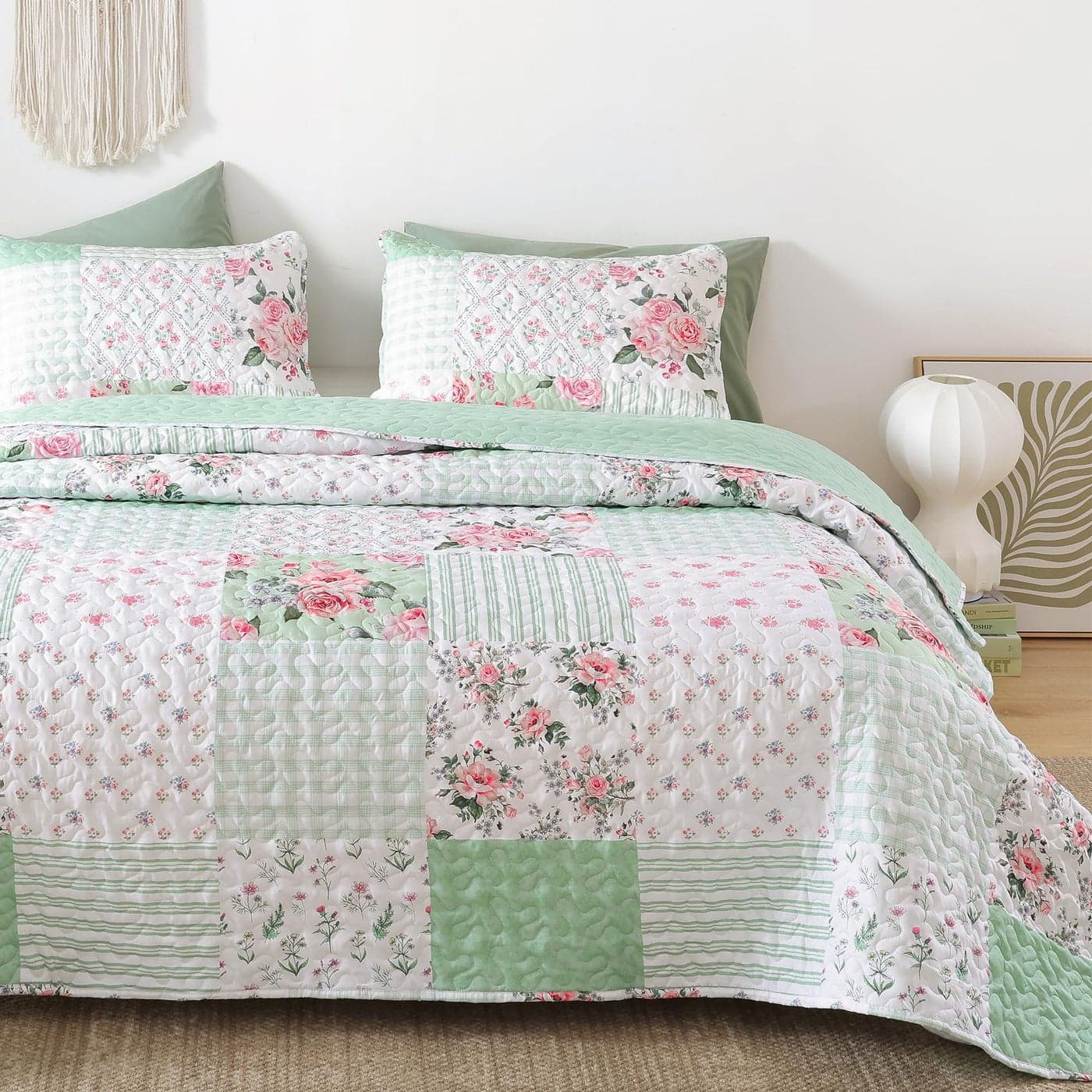 YIKUSH Quilt Sets Queen Size Floral Quilt Set 3 Pieces Bedding Set Bedspreads Green Comforter Blanket with 2 Pillow Cases Ultra Soft Floral Coverlet with Printed Pattern 90inx 90in
