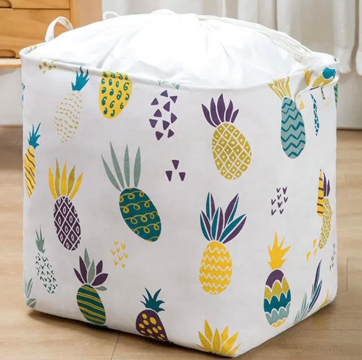 Ankit Traders Giant Quilt Clothes dustproof Storage Bag Season Changing Clothes Organizer Drawstring Bag is a Substitute for Mobile Boxes Saving Space Pack of 1