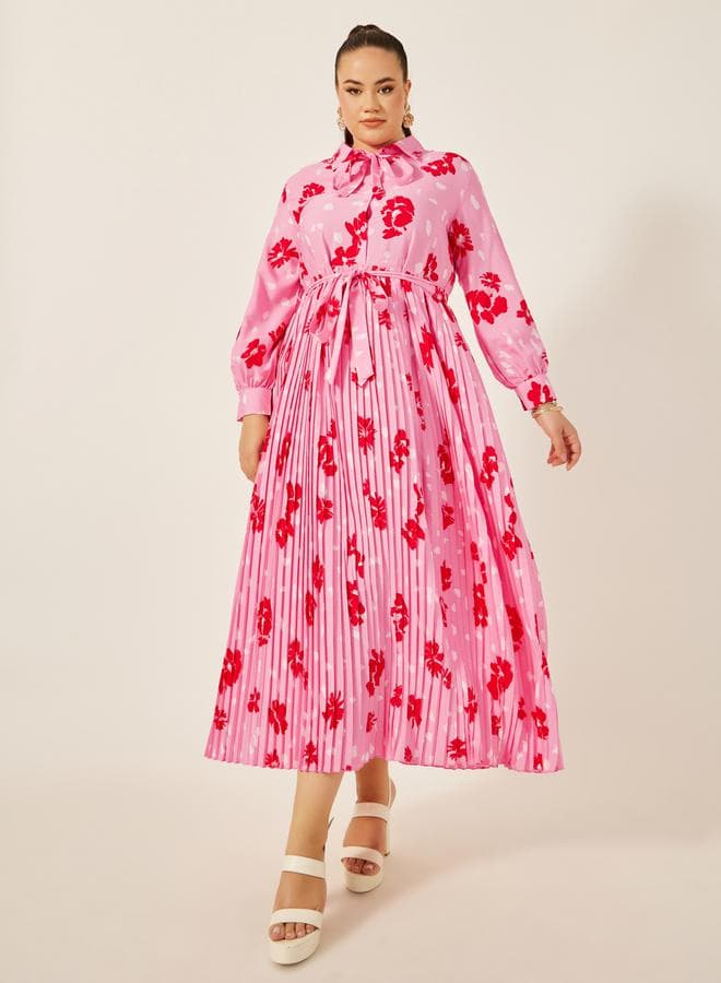 Styli Plus Size Floral Print Pleated A-Line Maxi Dress
