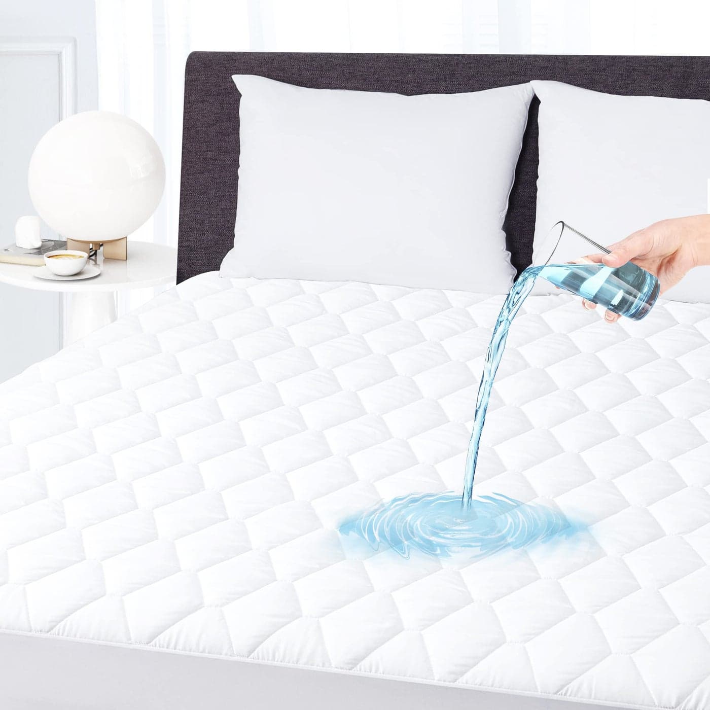 King Waterproof Mattress Protector Breathable Noiseless Mattress Cover Deep Pocket Fit Up to 21 Inches Quilted Alternative Filling Mattress Pad Cover White