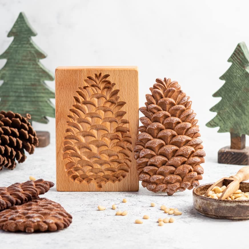 MOTEERLLU Wooden Springerle Cookie Molds for Baking, Christmas & Easter Shortbread Cookie Mold, Wooden Cookie Molds for Festive Baking(Pinecone)