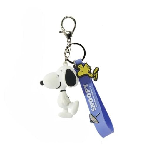 MINISO Snoopy Keychain Walking Peanuts Bag Charm Summer Travel Collection Cute Bag Charm Key Chain for car key backpack birthday gifts