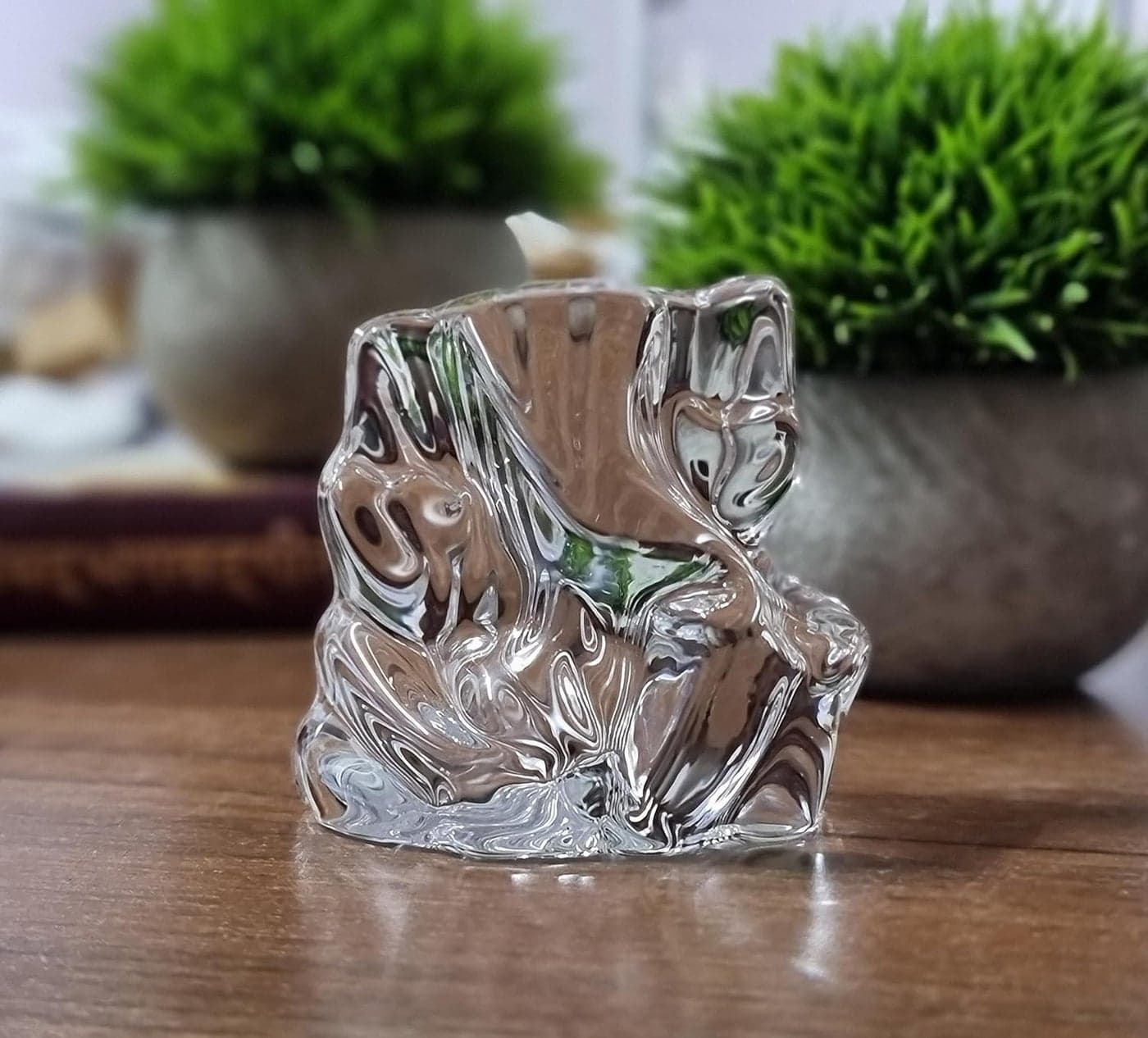 SAUDEEP INDIA Crystal Ganesha Idol for Home Decor | Ganesh Murti for Home Temple, Car Dashboard & Office Desk | Ganpati Figurine Spiritual Showpiece Sculpture for Gifting | 8x8x5 Cm (Regular Quality)