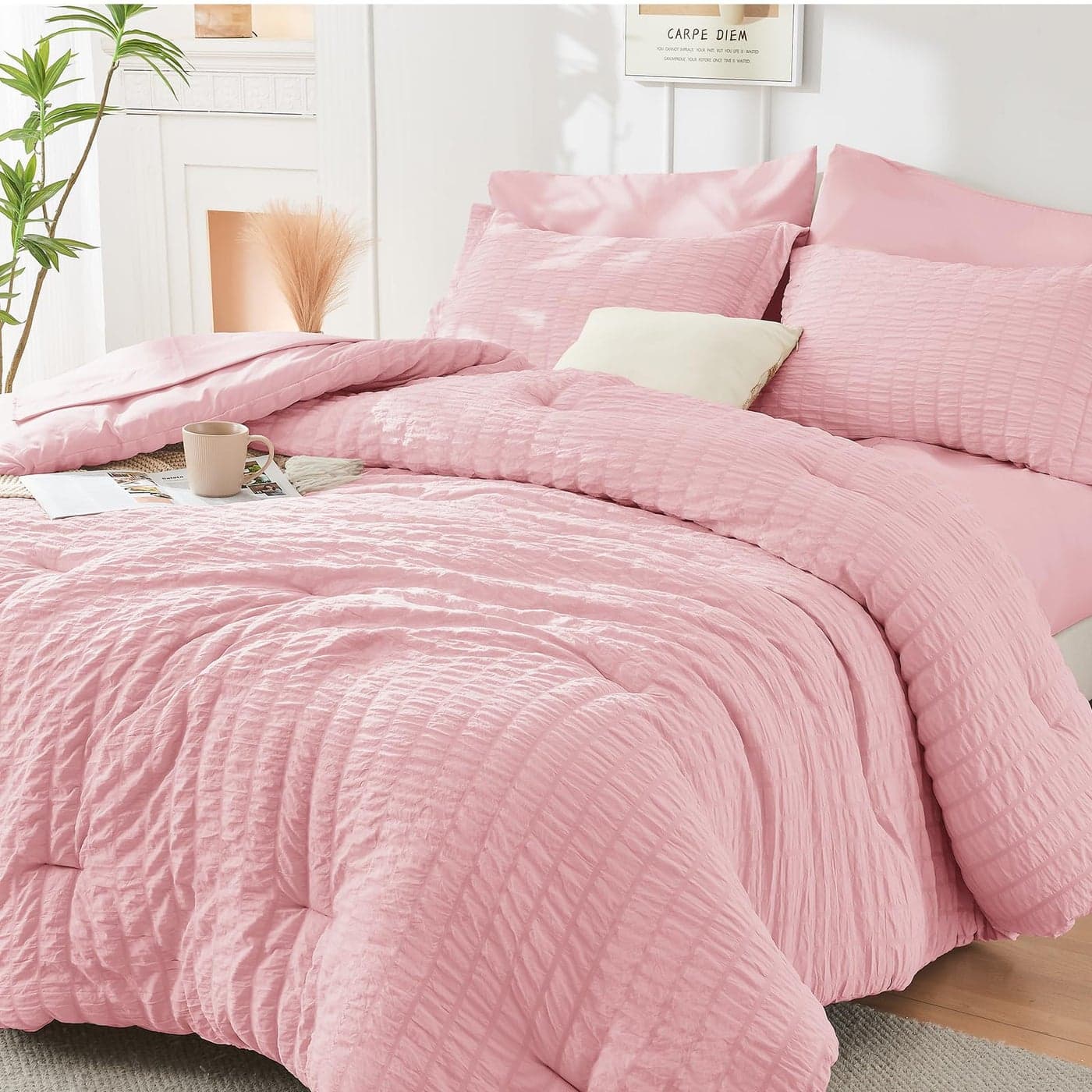 HYMOKEGE Pink King Size Comforter Set Seersucker 7 Pieces All Season Luxury Bed in a Bag for Bedroom Bedding Set with Comforters Sheets Pillowcases Shams