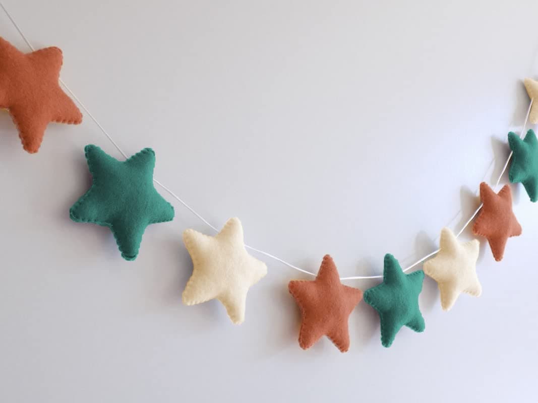 Peach Cuddle Velvet Fabric Star Bunting for Kids Room (Pack of 1, 12 Stars, Brown Green Off White) Nursery Decoration, Christmas Decoration, Star Bunting