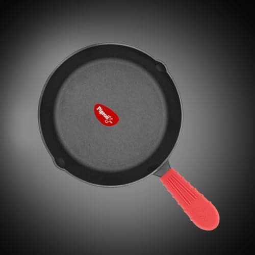Pigeon Imperi Cast Iron Fry Pan/Skillet 22cm, Free Silicone Grip, Pre-Seasoned, 100% Healthy & Toxin-Free Frypan, Naturally Nonstick Frying Pan, Makes Food Tastier, Strong & Durable, Gas & Induction