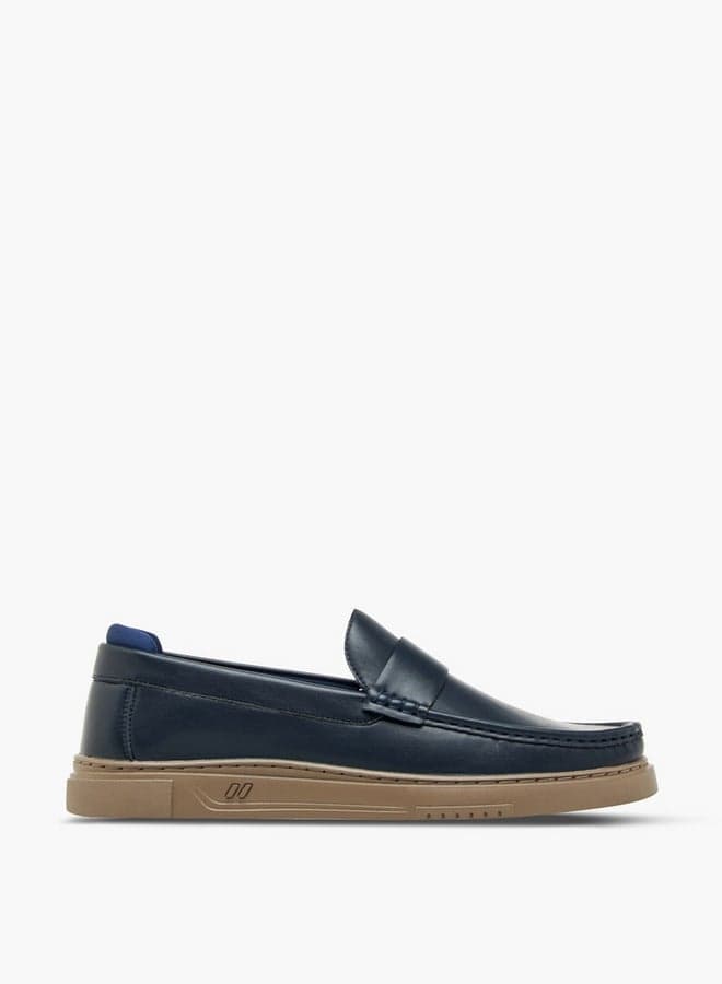 Solid Slip-On Moccasins — 41 EU