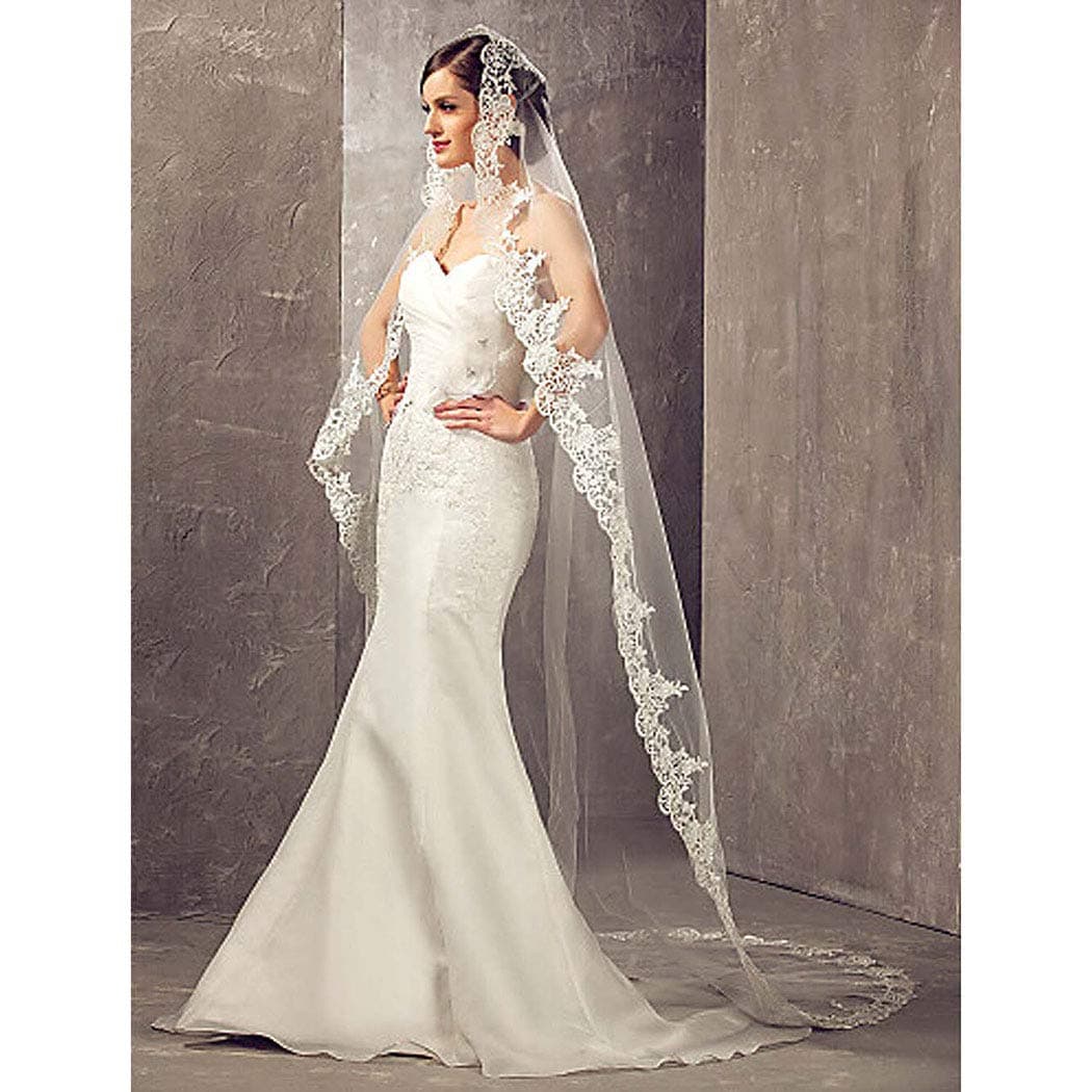 Aukmla Wedding Bridal Veils Ivory Beautiful Long Veil with Lace and Metal Comb at the Edge Cathedral Length Ivory