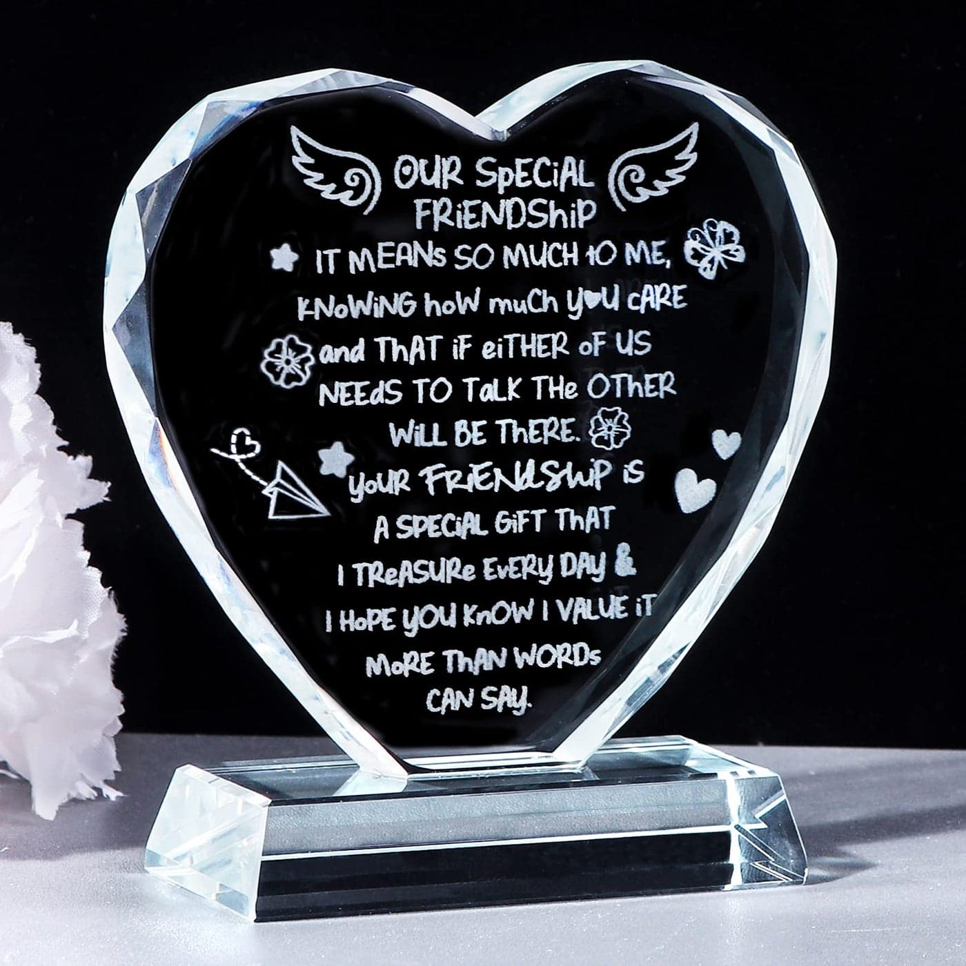 Movdyka Gifts for Friends Women Friendship is Treasure Gifts for Girls on Birthday Christmas Glass Heart Plaque with Best Friend Sayings Ornaments