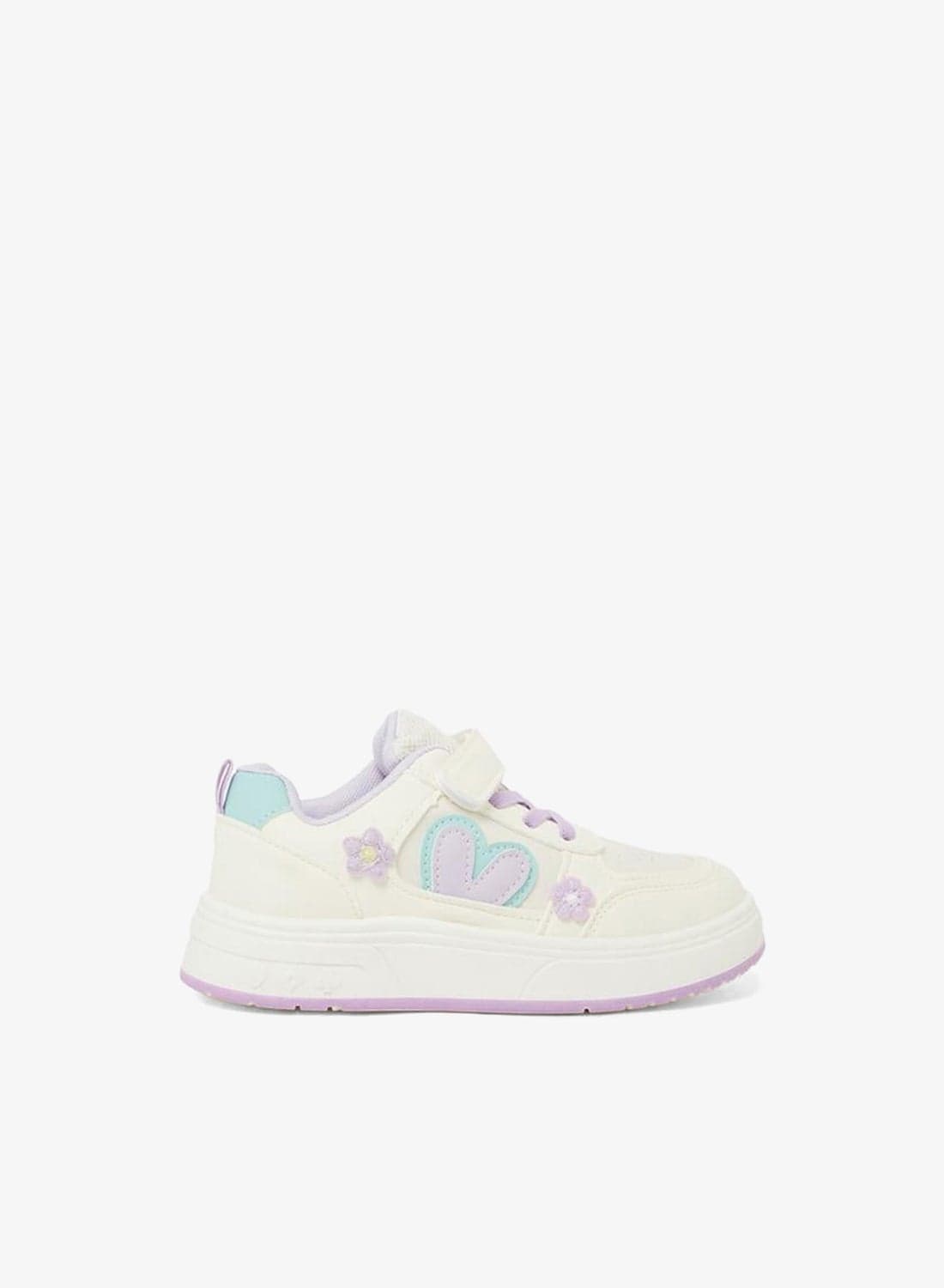 Styli Teen Girls Heart Flower Applique Sneakers