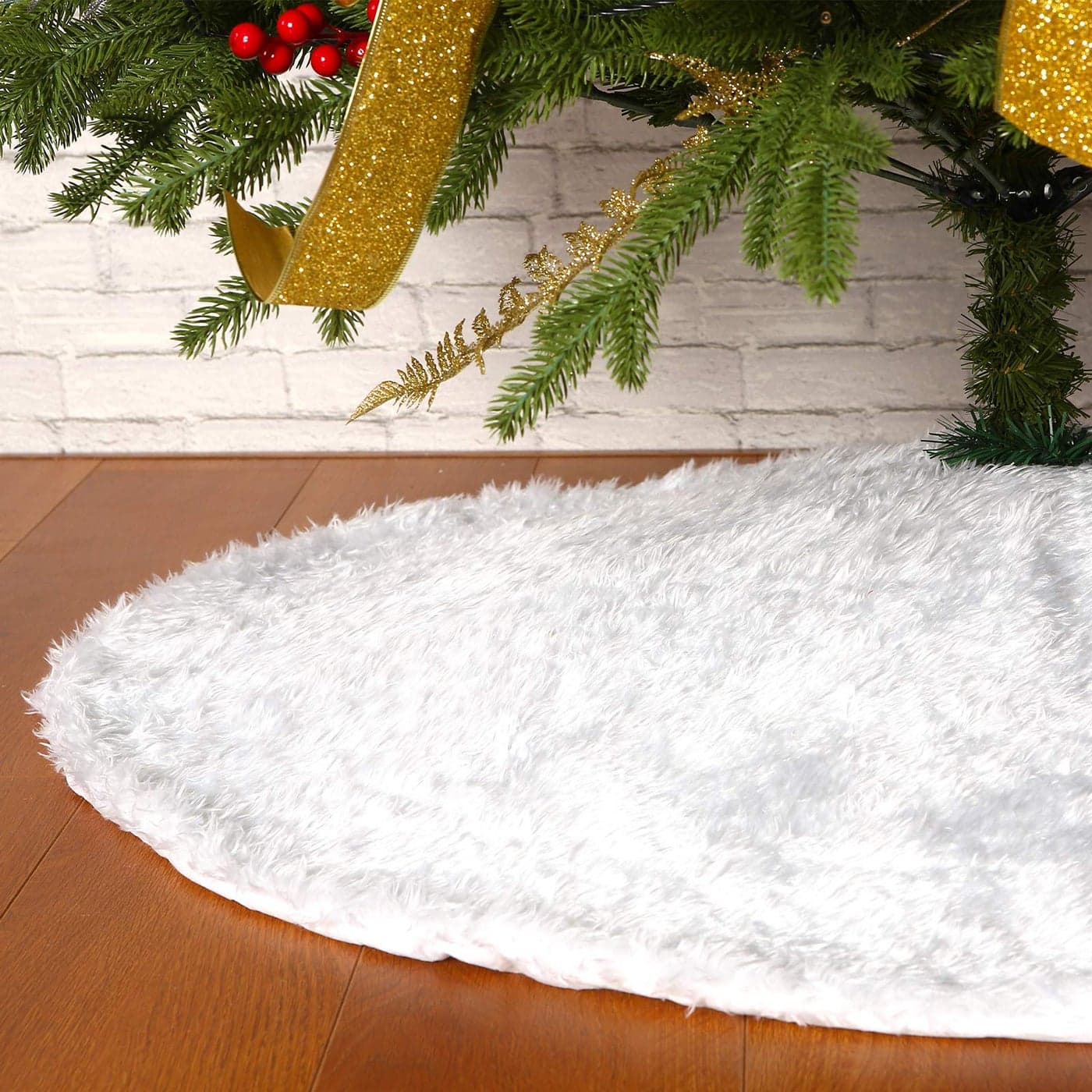 Sattiyrch Faux Fur Christmas Tree Skirt 36White Xmas Decorations for 6ft Christmas Tree White 36in