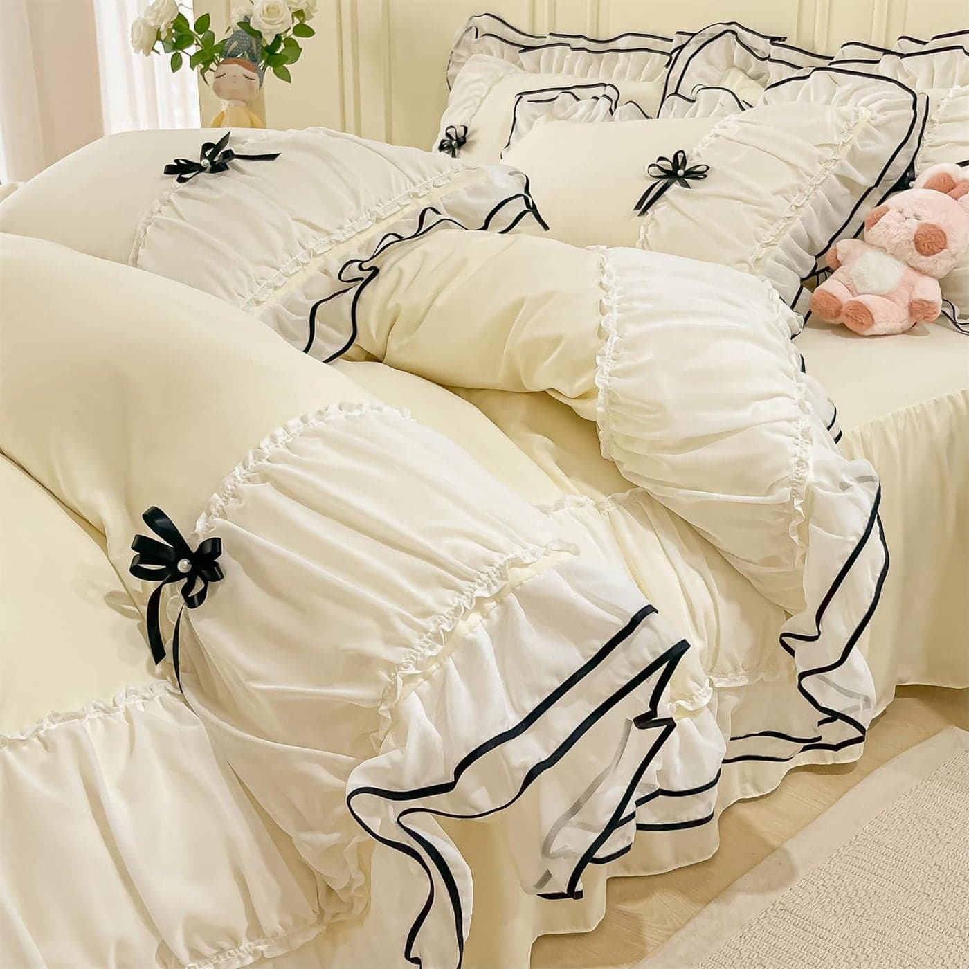 IHOUSTRIY Kid's Duvet Cover Twin Size, Ruffle Beddding Set with Bowtie, 2 Pieces Comforter Cover Set with Zipper Closure, Girl Bedding with Pillowcase - Cream Yellow, Twin