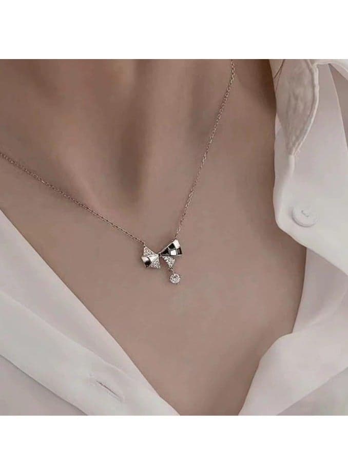 Checkerboard Bow Necklace for Women – 2025 New Light Luxury Collarbone Chain, Indie High-End Design Pendant