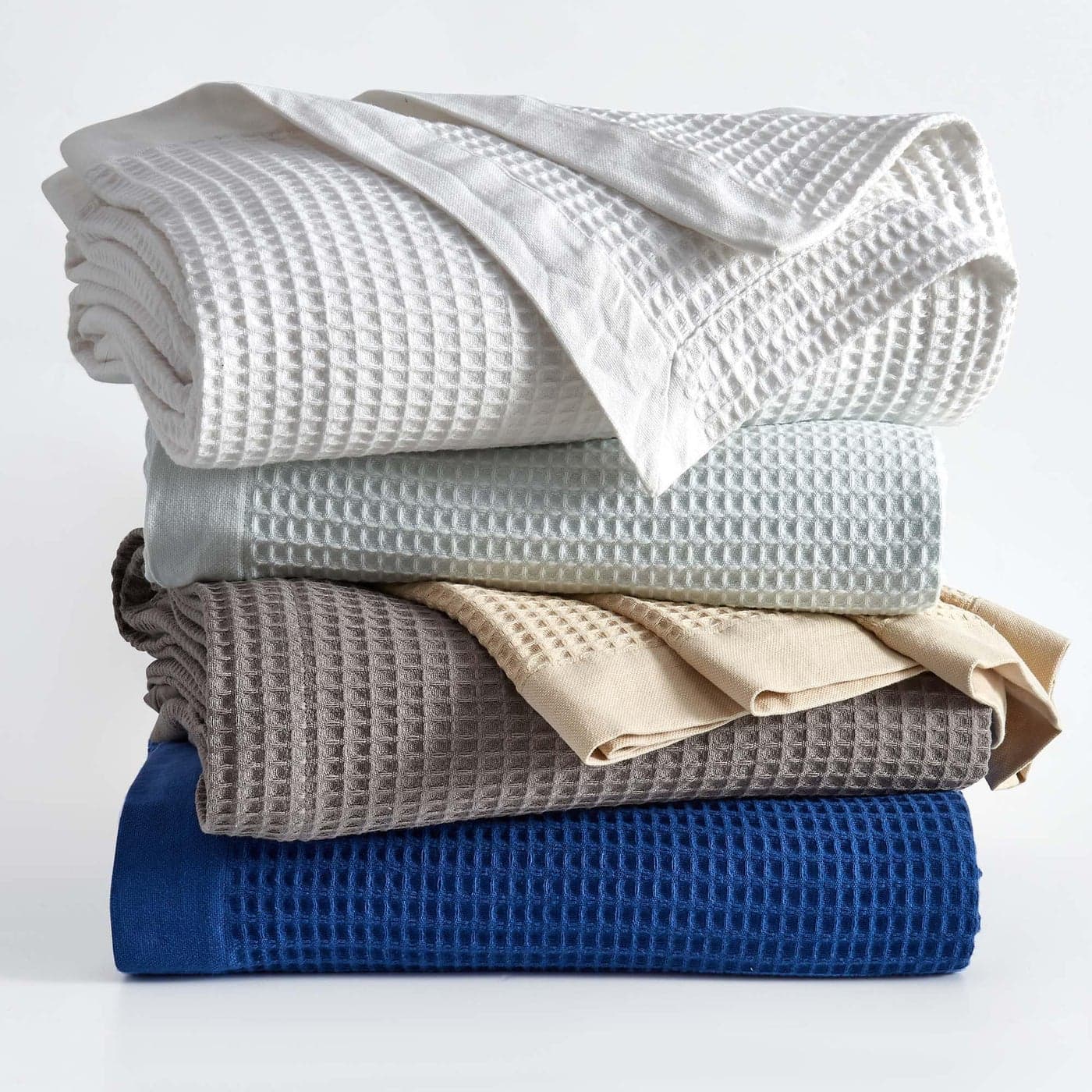 Great Bay Home 100 Cotton Blanket for King Size Bed Lightweight and Breathable Waffle Weave Blankets for Summer Spring Versatile Layering Orange Bed Blanket Terracotta 102x90 inches