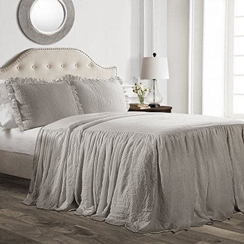 Lush Decor Ruffle Skirt Bedspread Set - 3-Piece Luxurious Farmhouse Bedding - Elegant Ruffle Detail - Timeless Style - Soft Lightweight Sheets - King, Grey