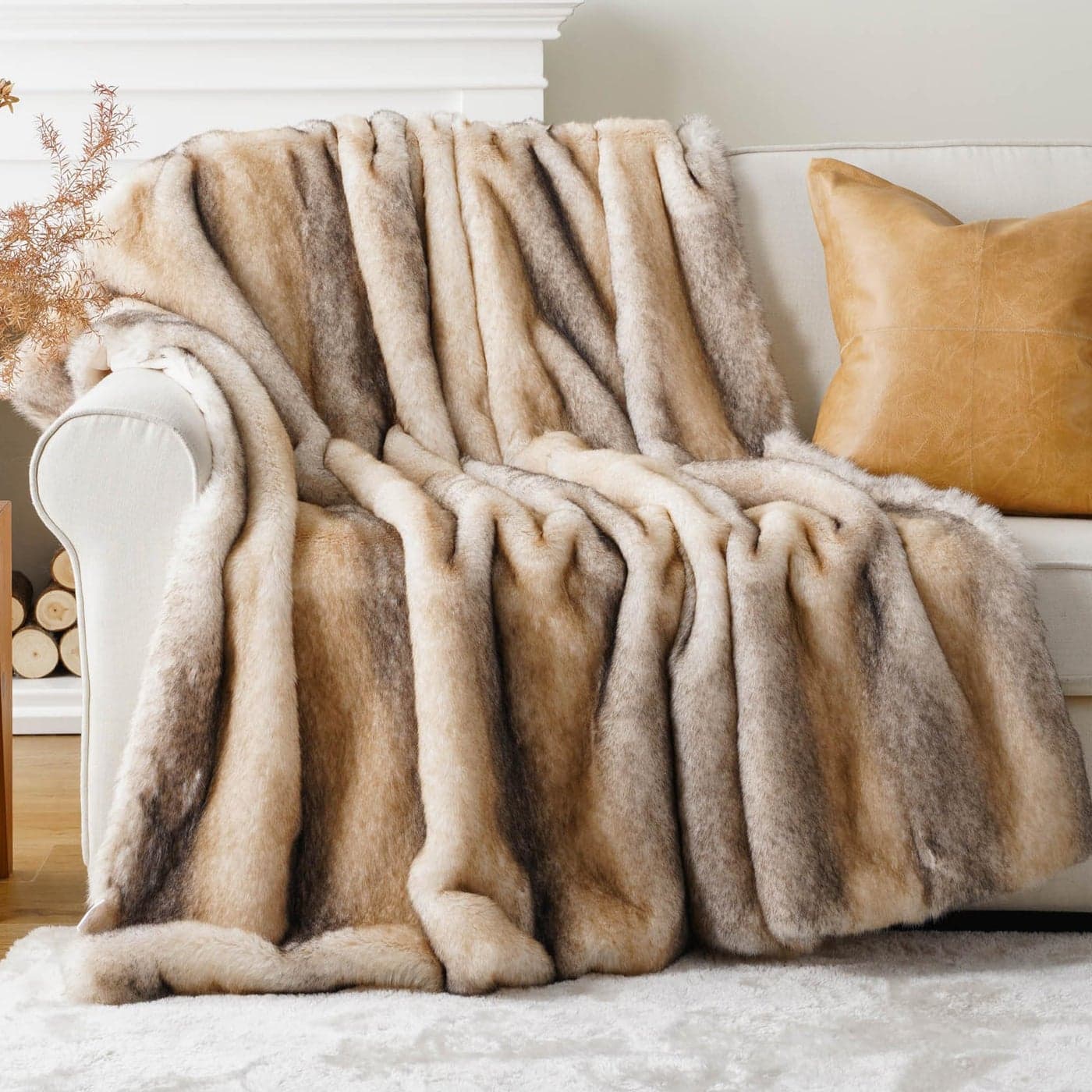 BATTILO HOME Luxury Faux Fur Throw Blanket Soft Cozy Mink Fur Blanket for Couch Sofa Chair Bed Thick Warm Fall Fur Throw Blankets 50x60
