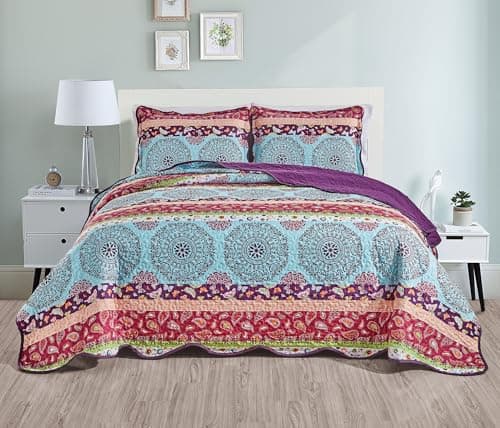 Grand Linen 3-Piece California Cal King Size Wave Edged Oversized Quilt Set 118" X 95" All-Season Large Bedspread Pillow Shams Lightweight Soft Coverlet Purple Red Blue Colors Boho Paisley Pattern