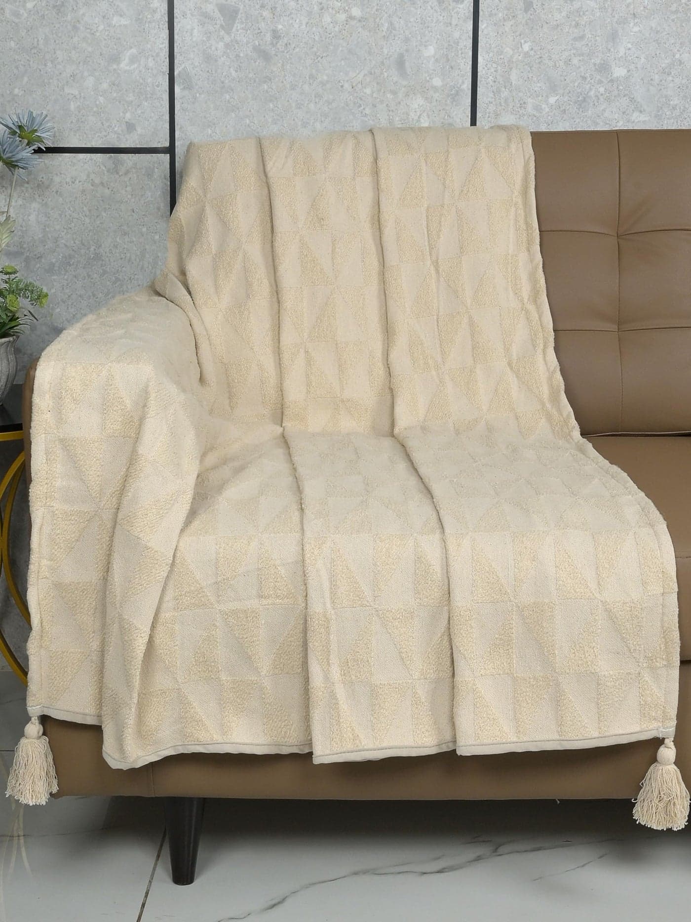 Saral Home Soft Microfiber 3 Seater Sofa Cover Throw (Light Beige, 140x210 cm)