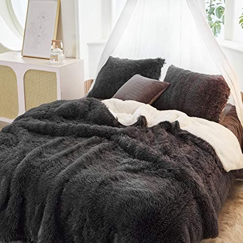 Luxury Faux Fur Full/Queen Size Winter Comforter Set Shaggy Velvet Dark Gray/Black Long Hair, 3 Pieces Plush Flannel Sherpa Backing Reversible Soft Microfiber Super Warm Bedding Set for Holiday
