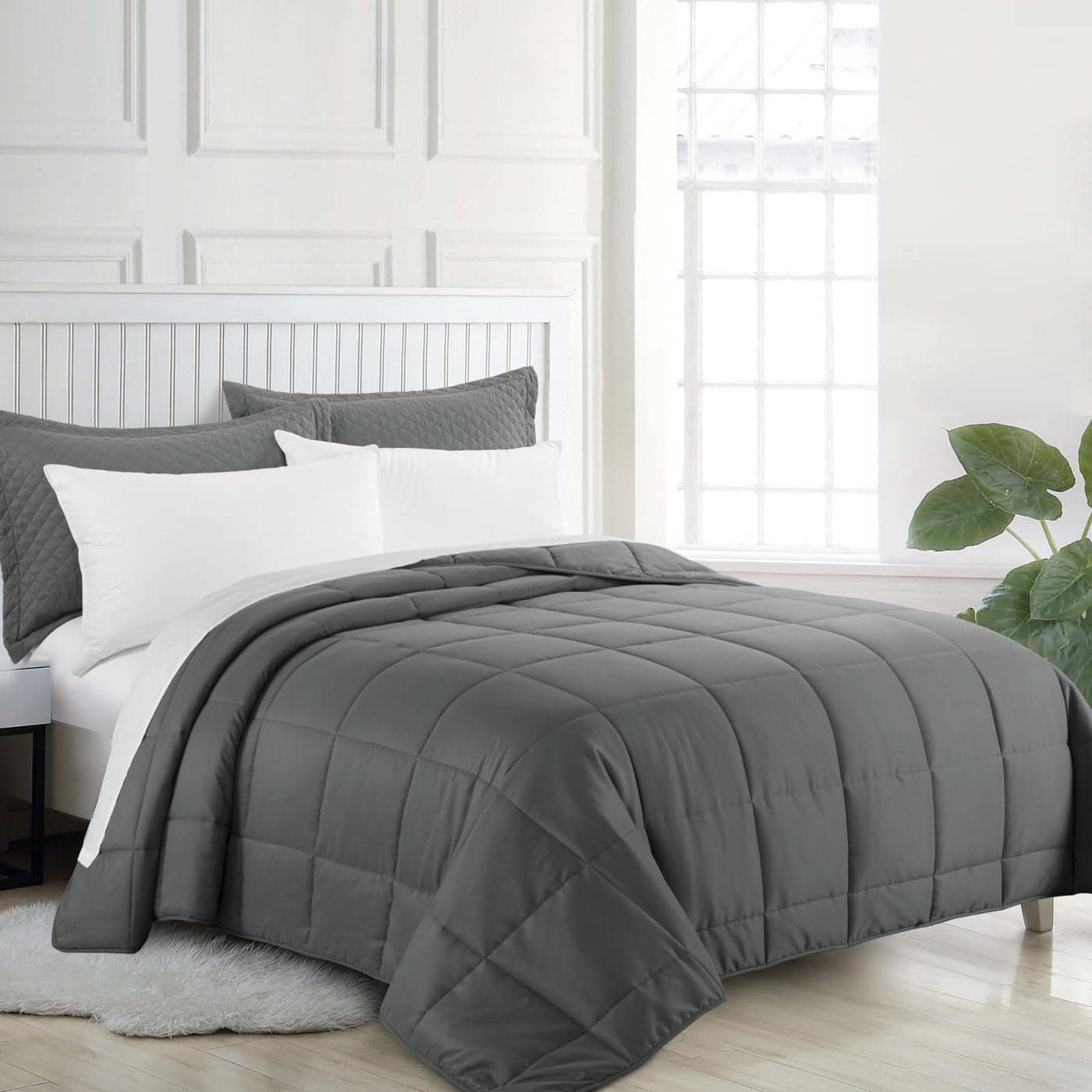 HOMBYS Oversized King Comforter 120x98 Lightweight Quilted Down Alternative Duvet Insert for All SeasonGrey8 Corner Tabs