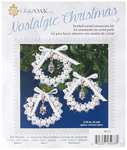 Solid Oak Beaded Orn Bell Wreath SilverWhite