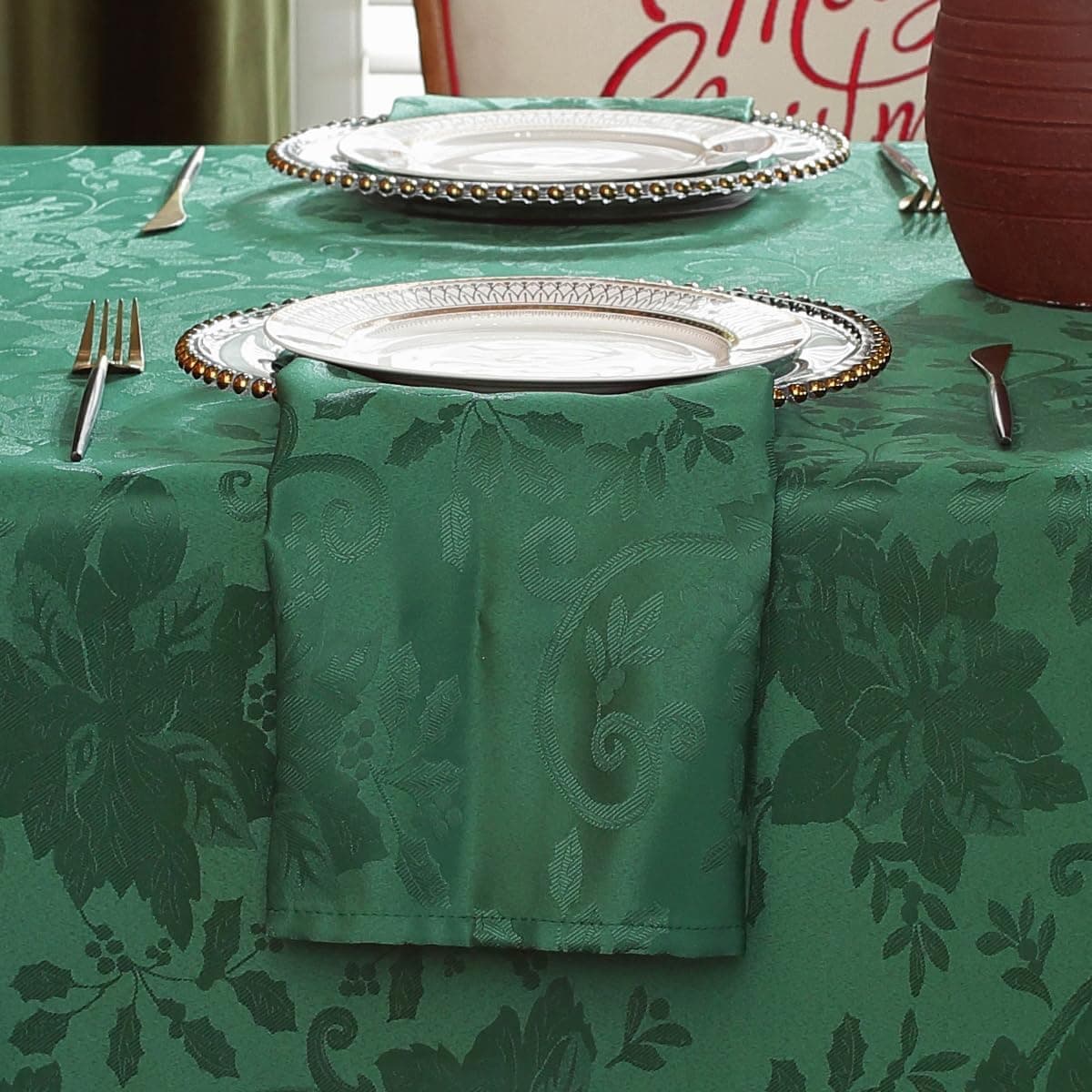 SASTYBALE Christmas Cloth Napkins Washable Jacquard Napkins with Poinsettia Design 4 Pieces Napkins Set for Winter Xmas and Holidays Party Square 20 x 20 Green