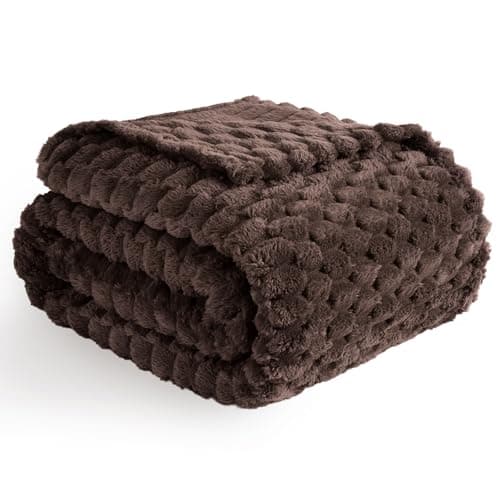 Vessia Flannel Fleece Throw Blanket, 3D Jacquard Brown Fuzzy and Warm Blanket for Couch, Sofa, Bed, 300GSM Super Soft Touch Cozy Home Decor for All Seasons (50x70 inches)