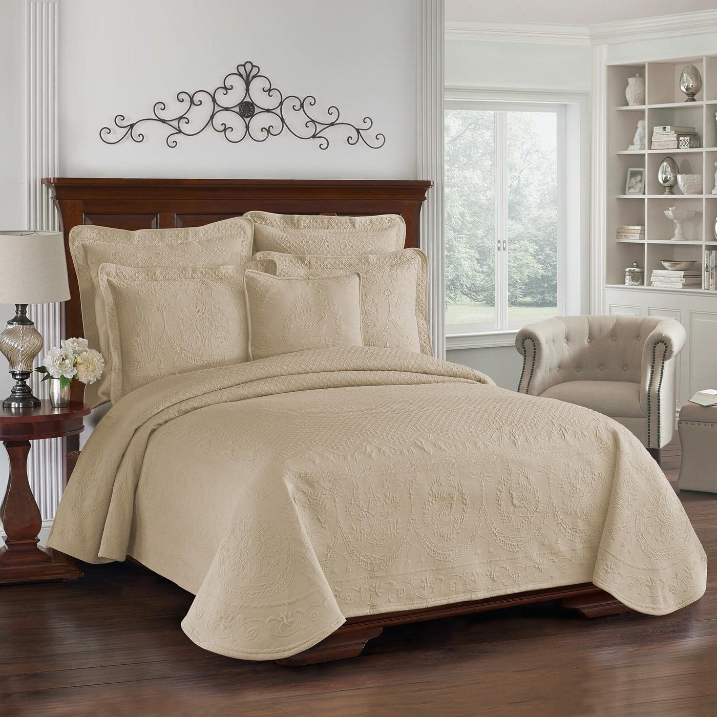 HISTORIC CHARLESTON King Charles Modern Farmhouse Floral Matelasse Coverlet 100 Cotton Breathable Bedding FullQueen Birch