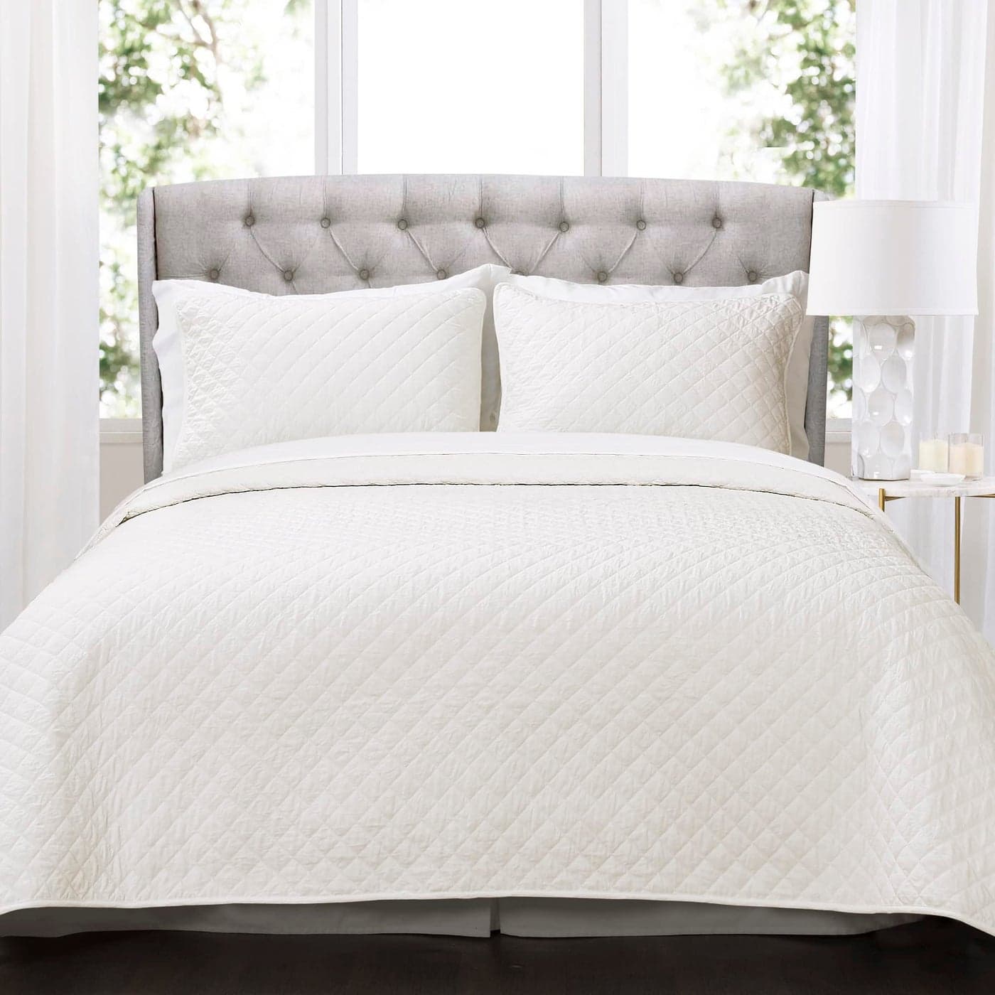 Lush Decor Ava Quilt Diamond Pattern Solid 3 Piece Oversized Bedding Blanket Bedspread Set California King White