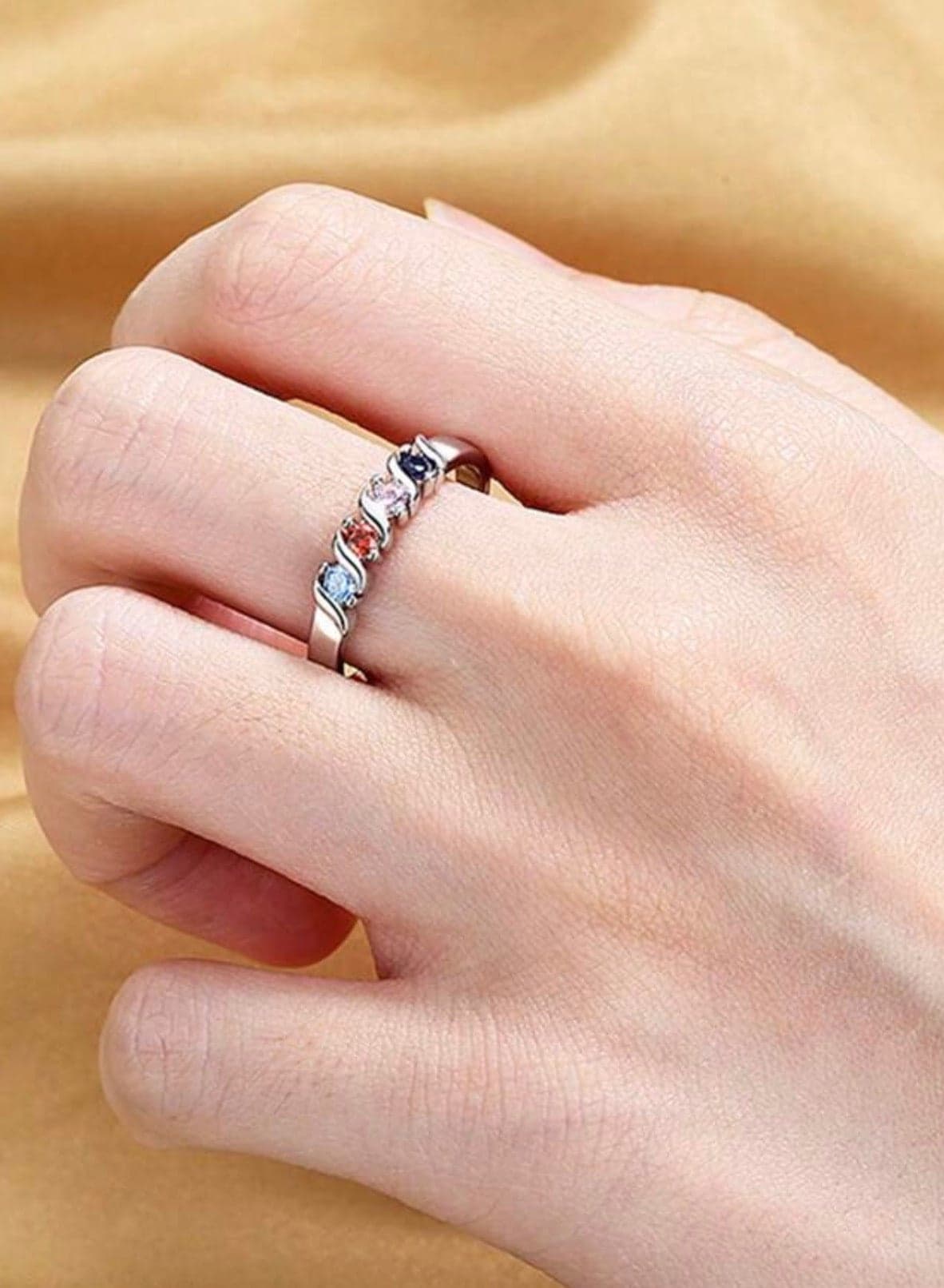 Elegant Stainless Steel Silver Plated Cubic Zirconia Ring For Women Size 7