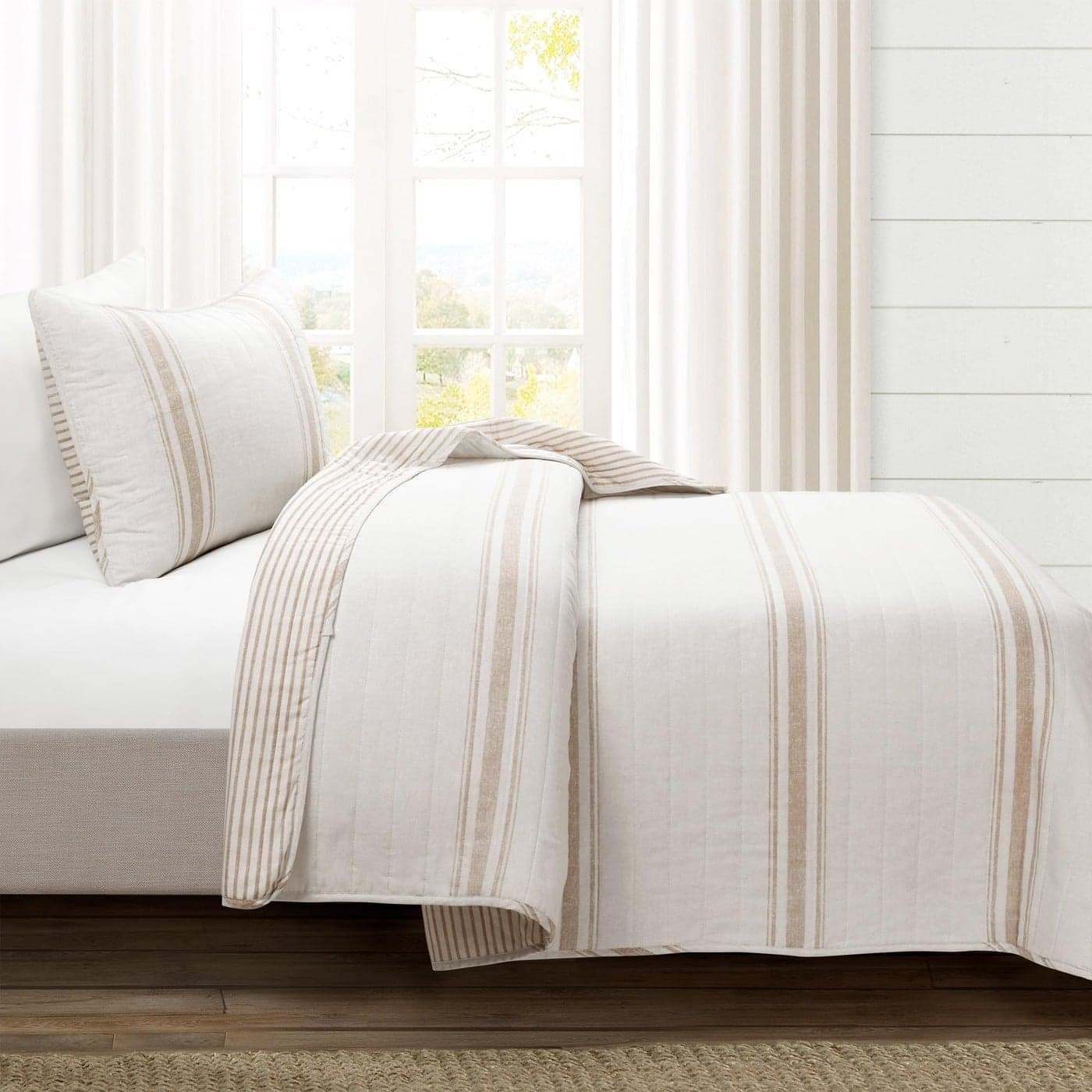 Lush Decor Farmhouse Stripe Reversible Quilt Set 2 Piece Set Twin XL Neutral Size Bedding Set Dorm Decor Quilt Modern Farmhouse Bedroom