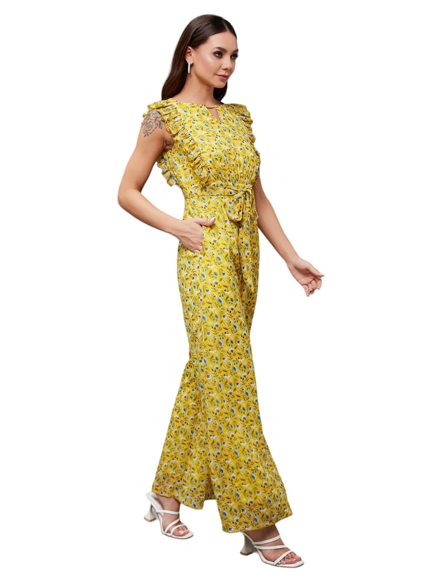 Miss Chase Women's Round Neck Sleeveless Floral Wide Leg Regular Jumpsuit with Pockets (MCSS24D97-17-164-02, Multicolored-Base-Yellow, XS)